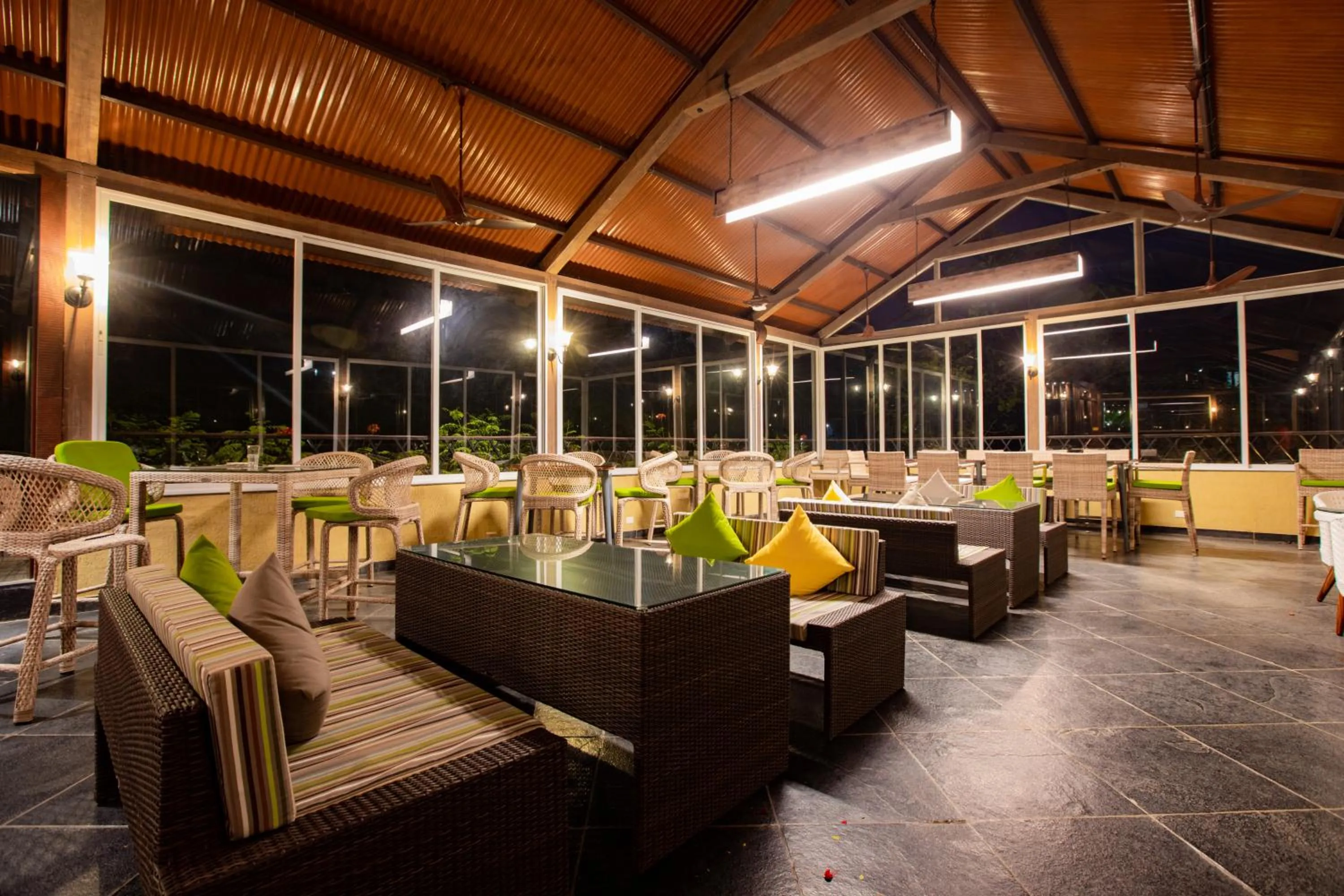 Restaurant/places to eat in Encore A Boutique Resort