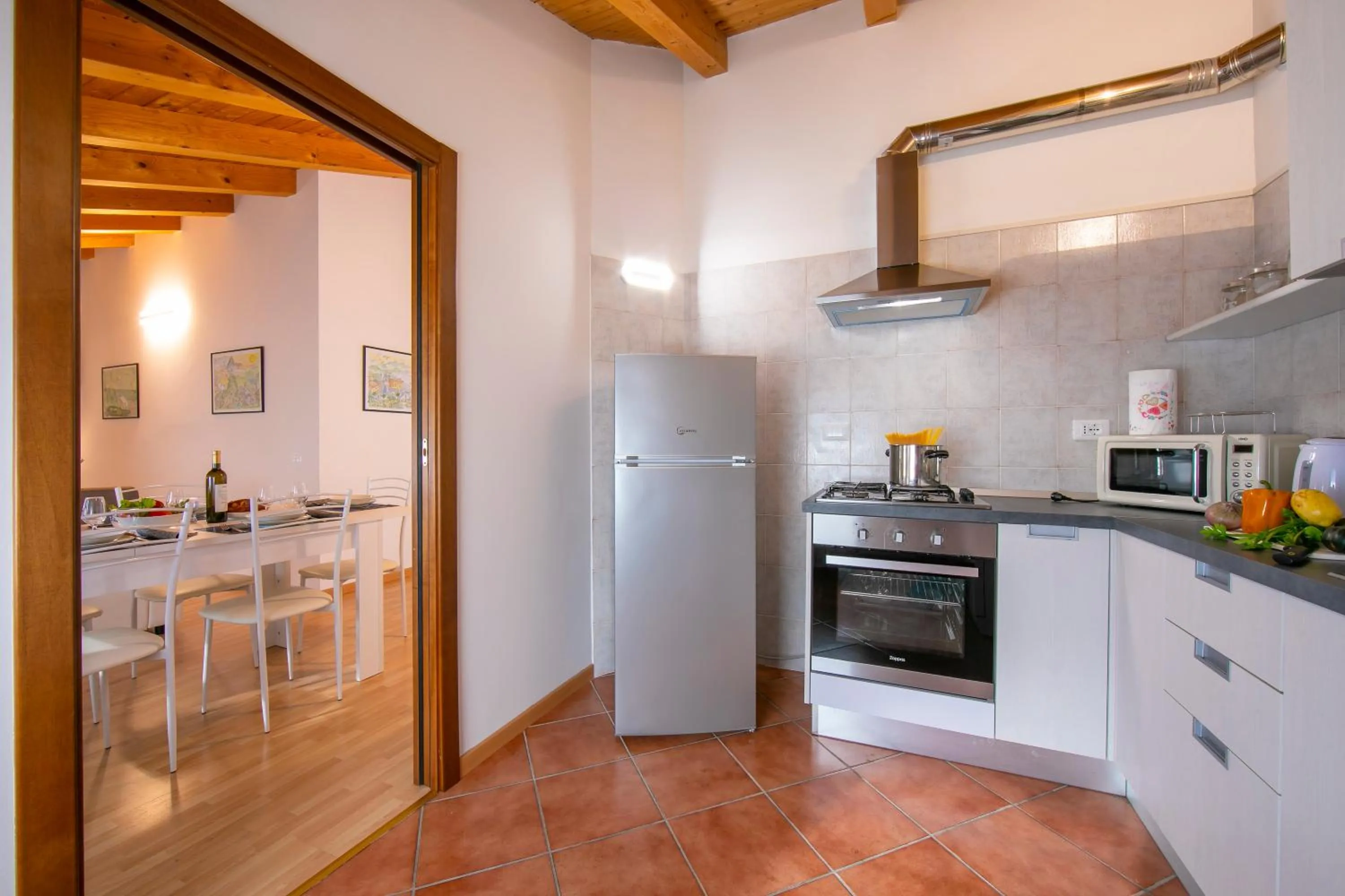 Kitchen or kitchenette in Residenza al Ponte