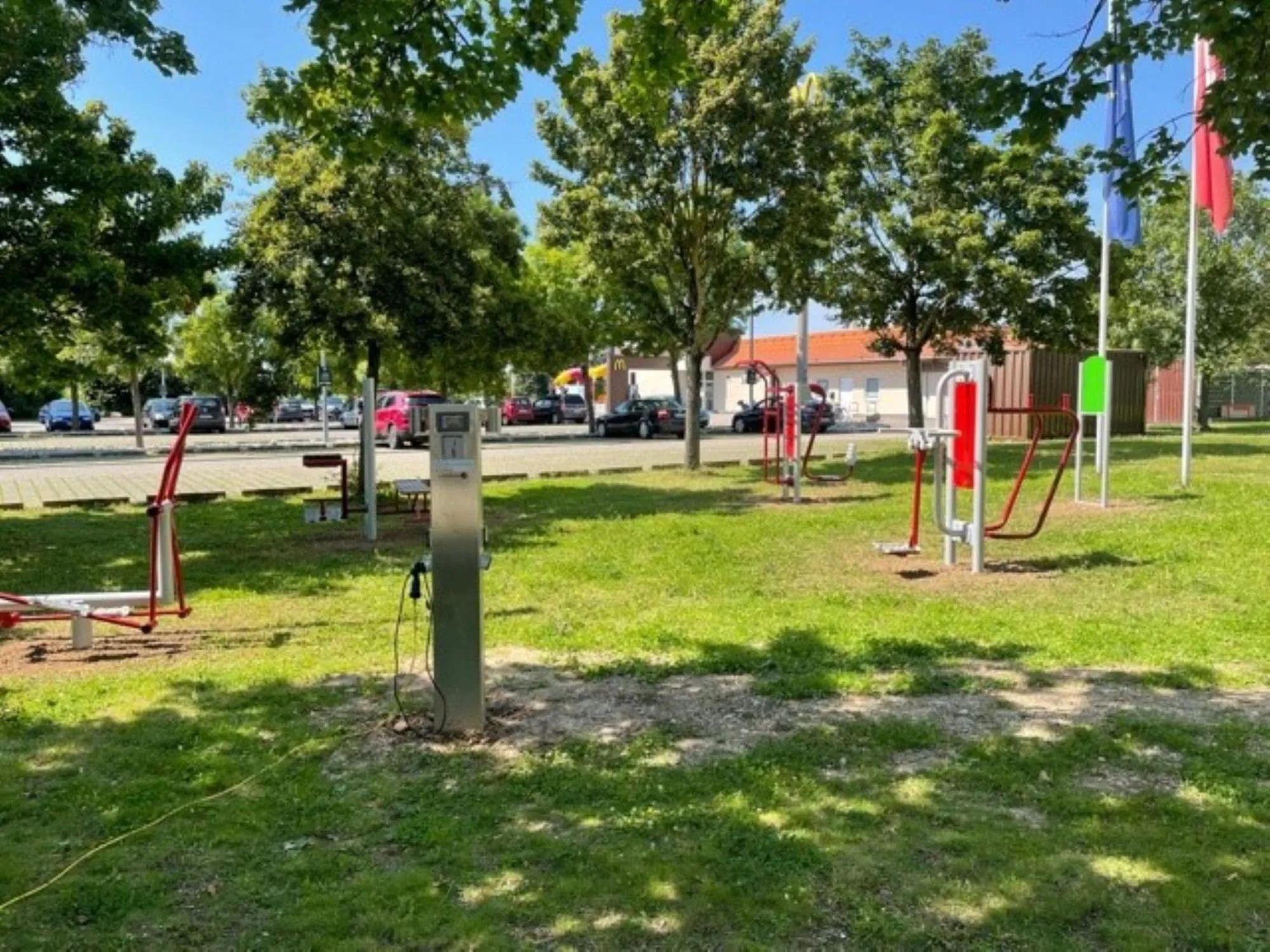 Fitness centre/facilities in Highway Hotel