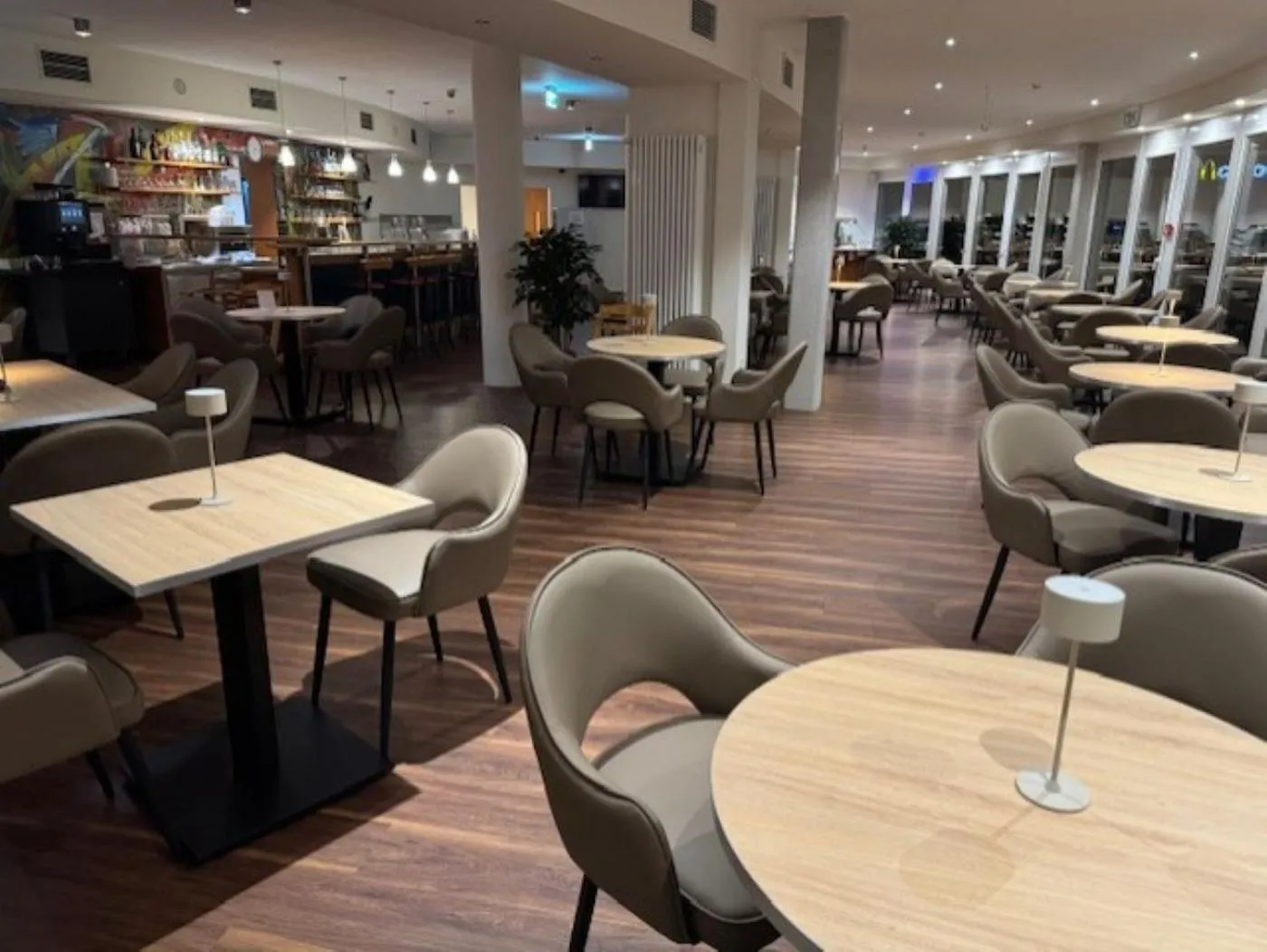 Lounge or bar in Highway Hotel