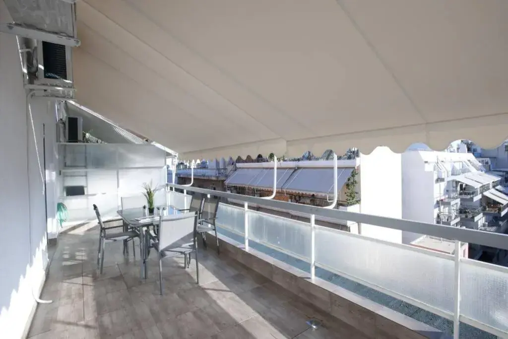 Kolonos, a renovated apartment Kolonos, a renovated apartment