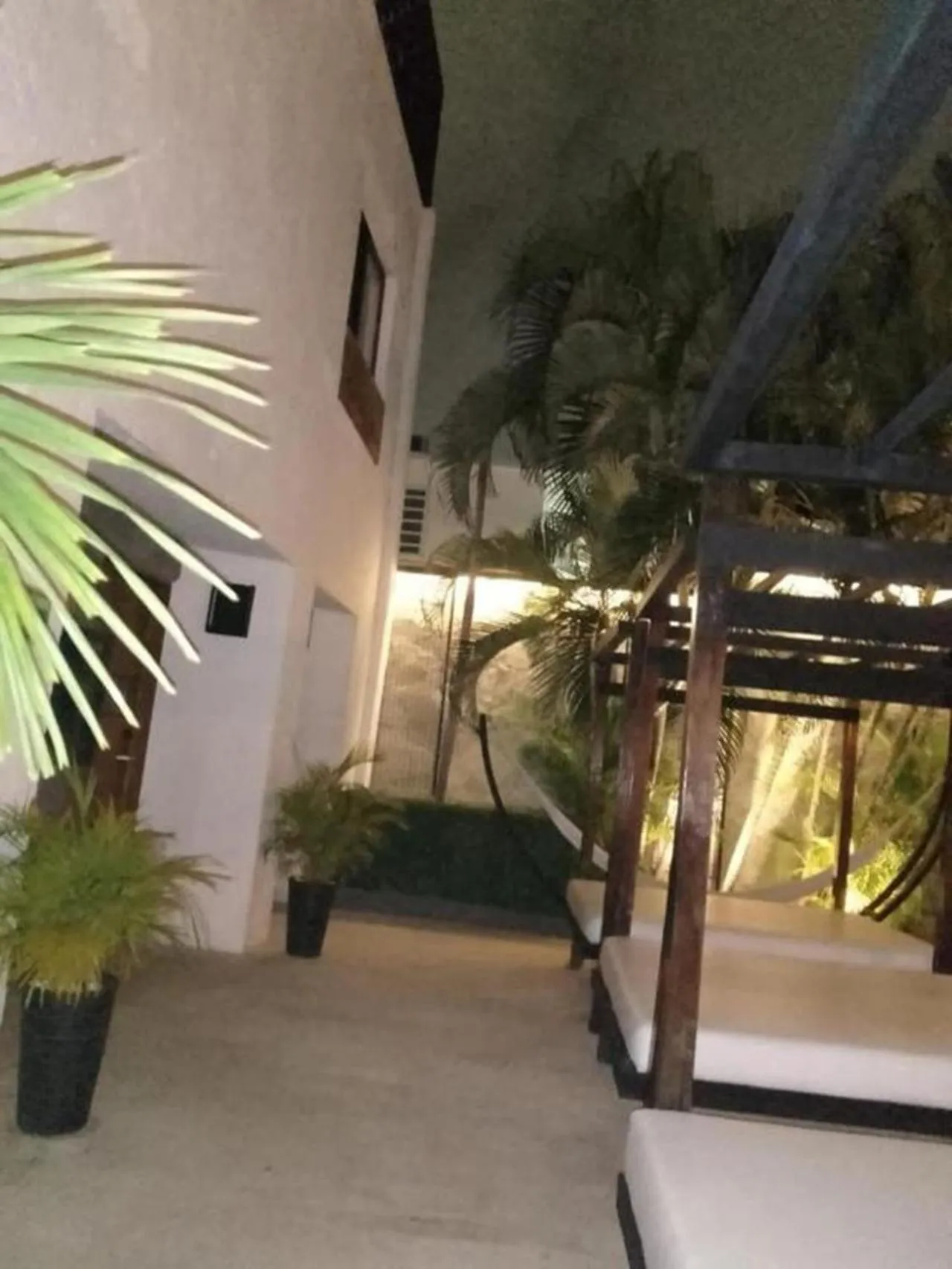 Garden in Seven Boutique Apartments Cancún