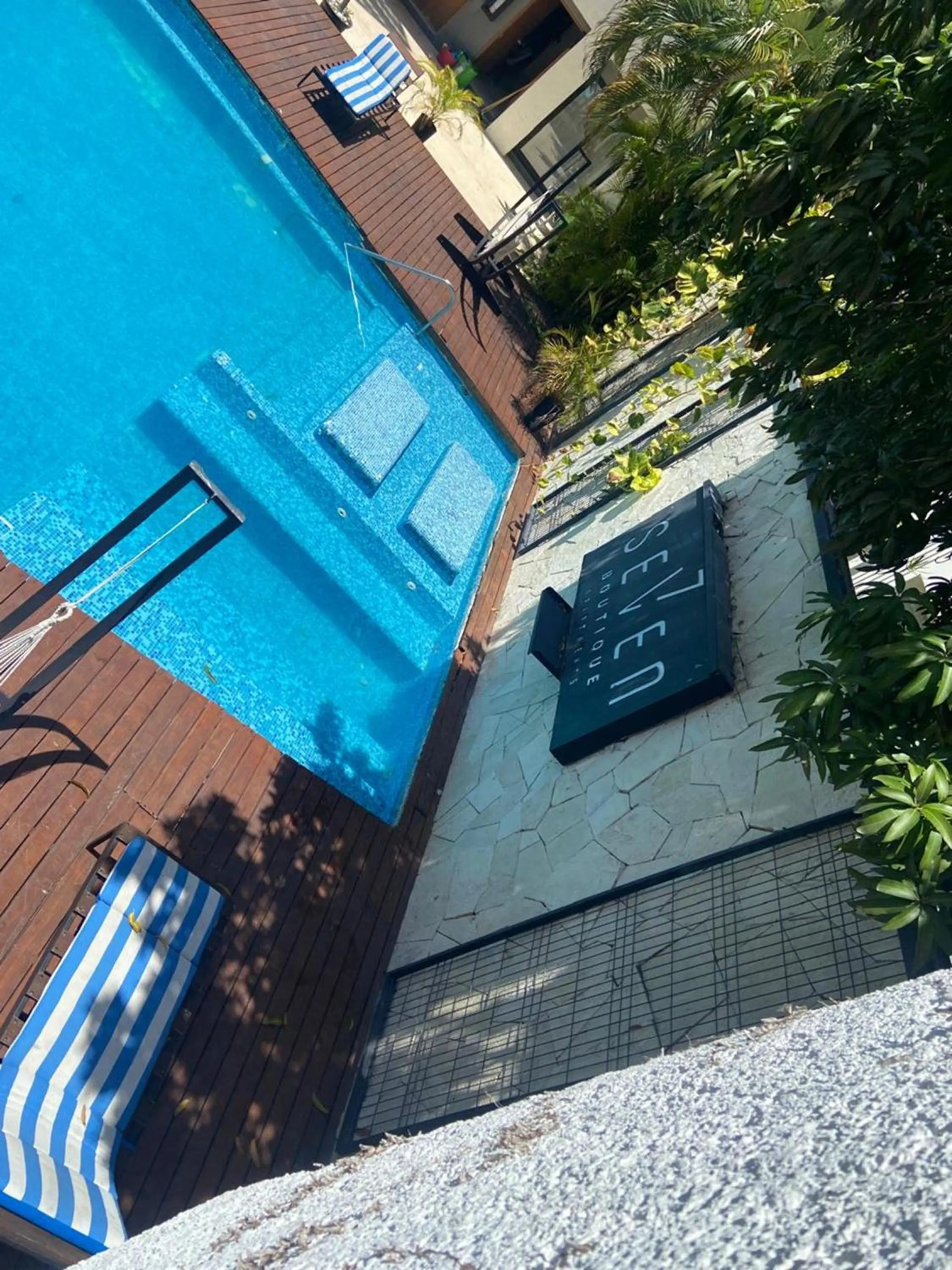 Swimming pool in Seven Boutique Apartments Cancún