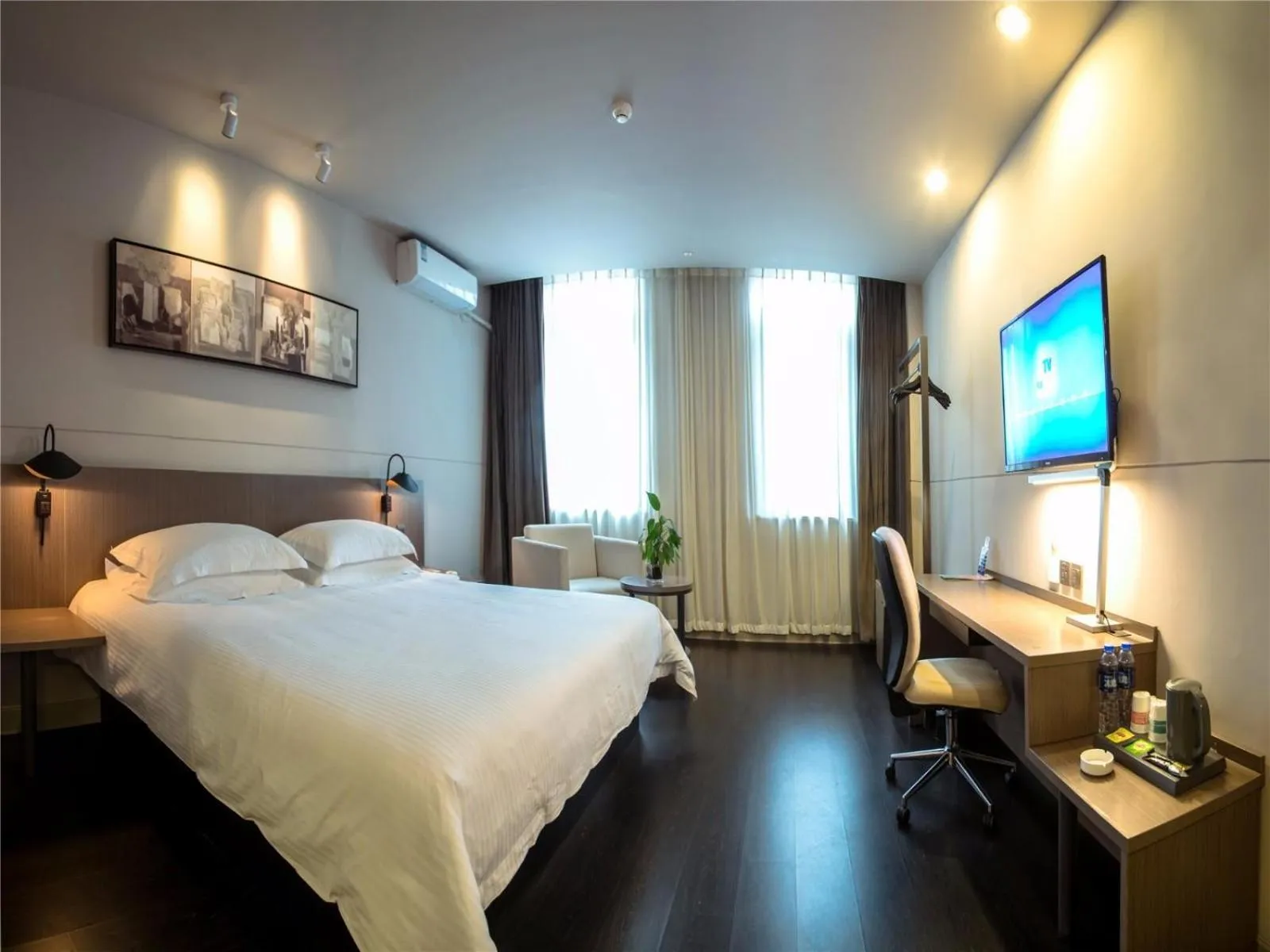 Bed in Jinjiang Inn Select Qiaosinan Metro Station, Hangzhou