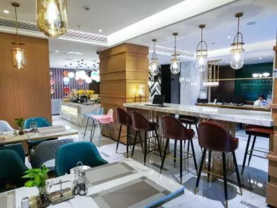 Magnotel guiyang fountain commercial center subway station hotel