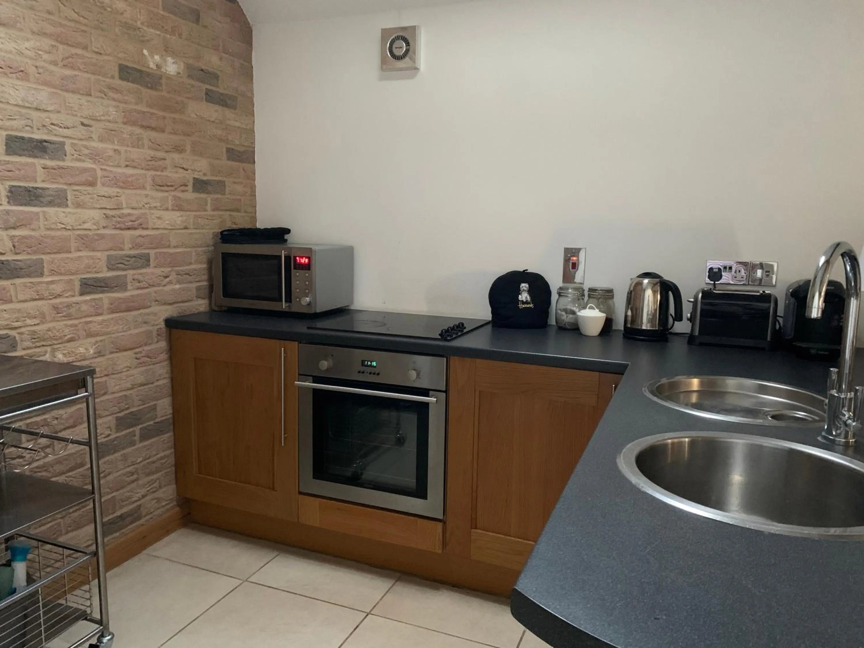 Coffee/tea facilities in Appletree Cottages