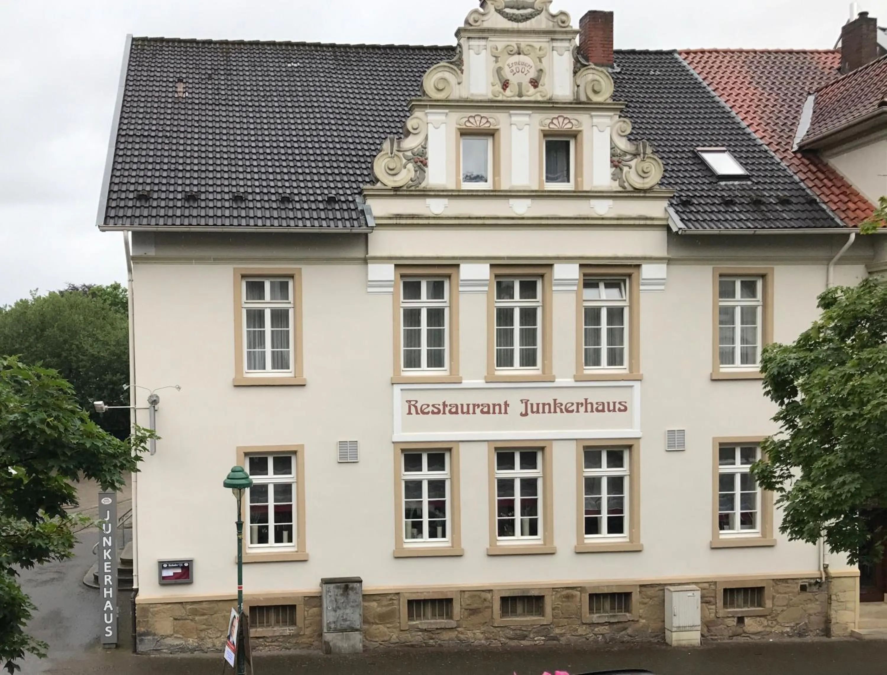 Property building in Hotel Junkerhaus