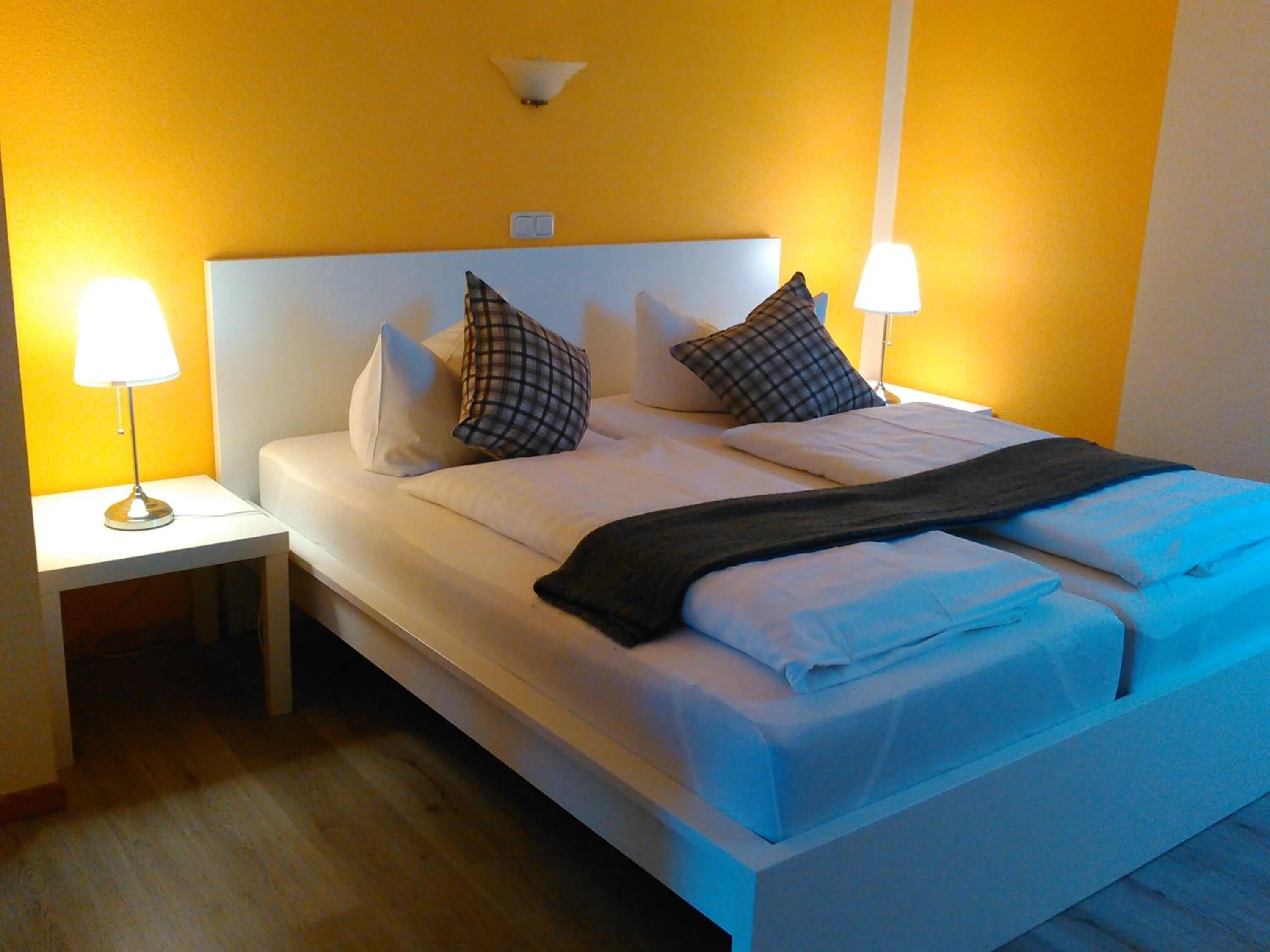Bed in Landhotel Possendorf