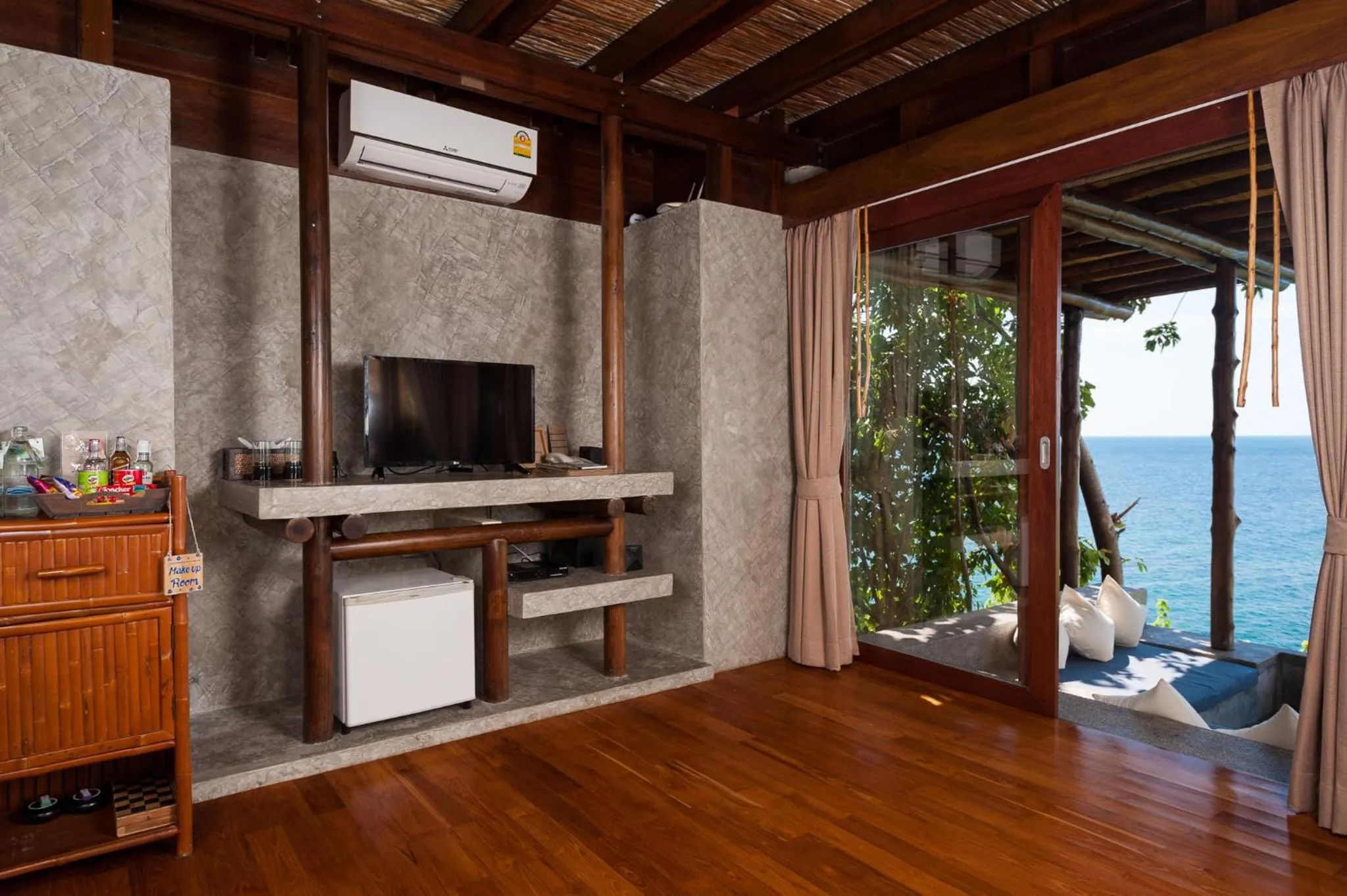 TV and multimedia in View Point Resort