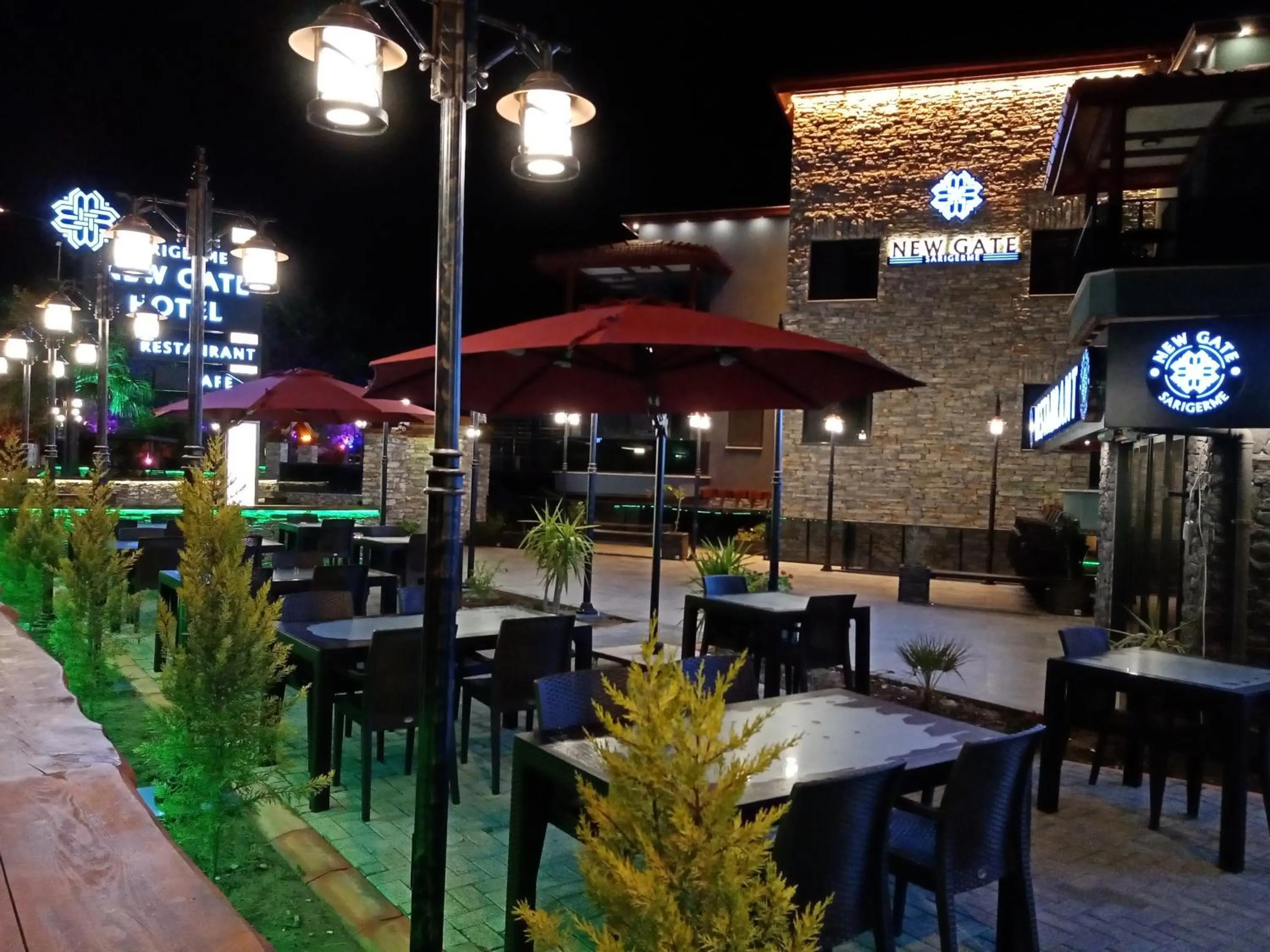 Restaurant/places to eat in SARIGERME NEW GATE HOTEL