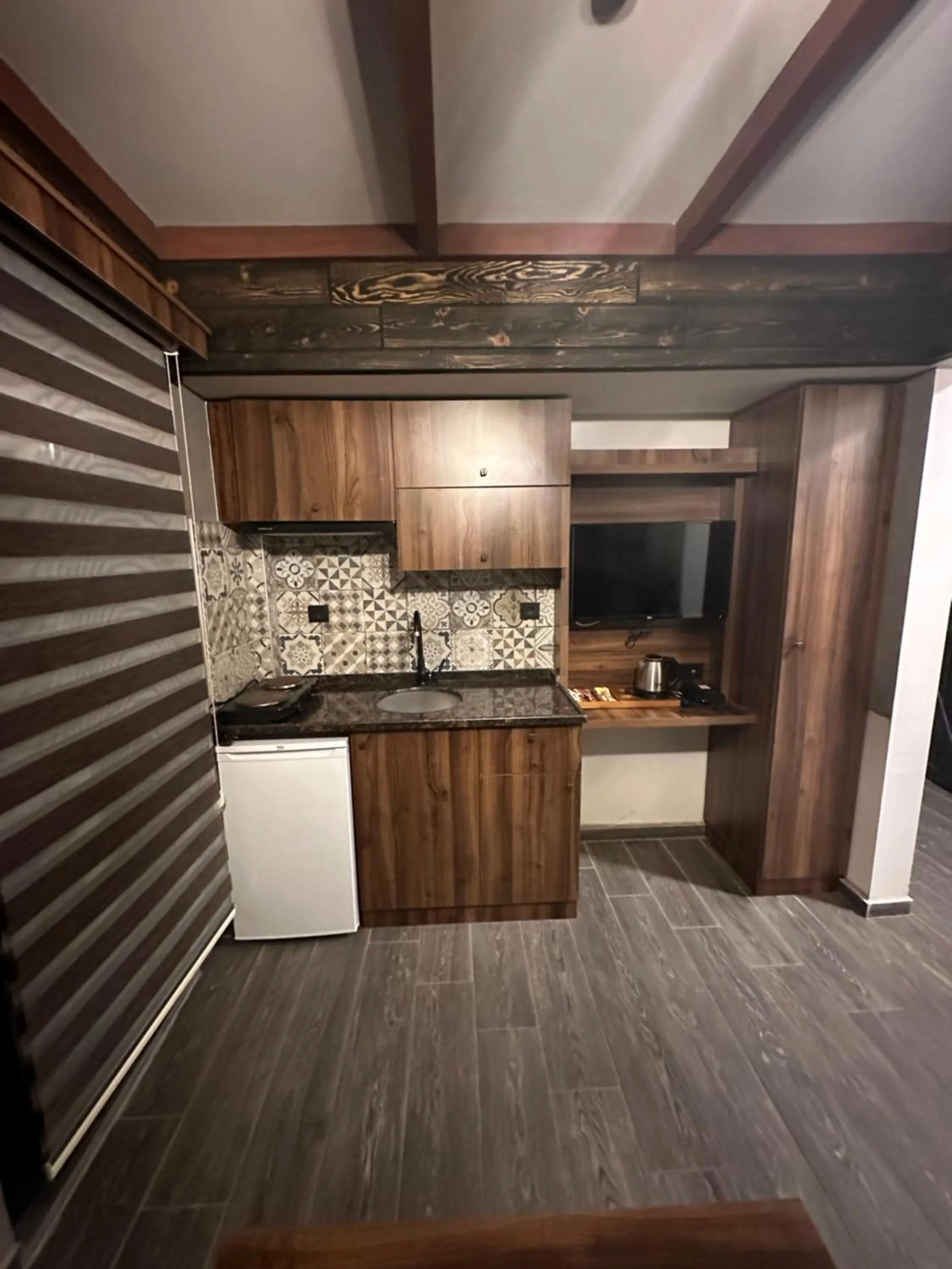 Kitchen or kitchenette in SARIGERME NEW GATE HOTEL