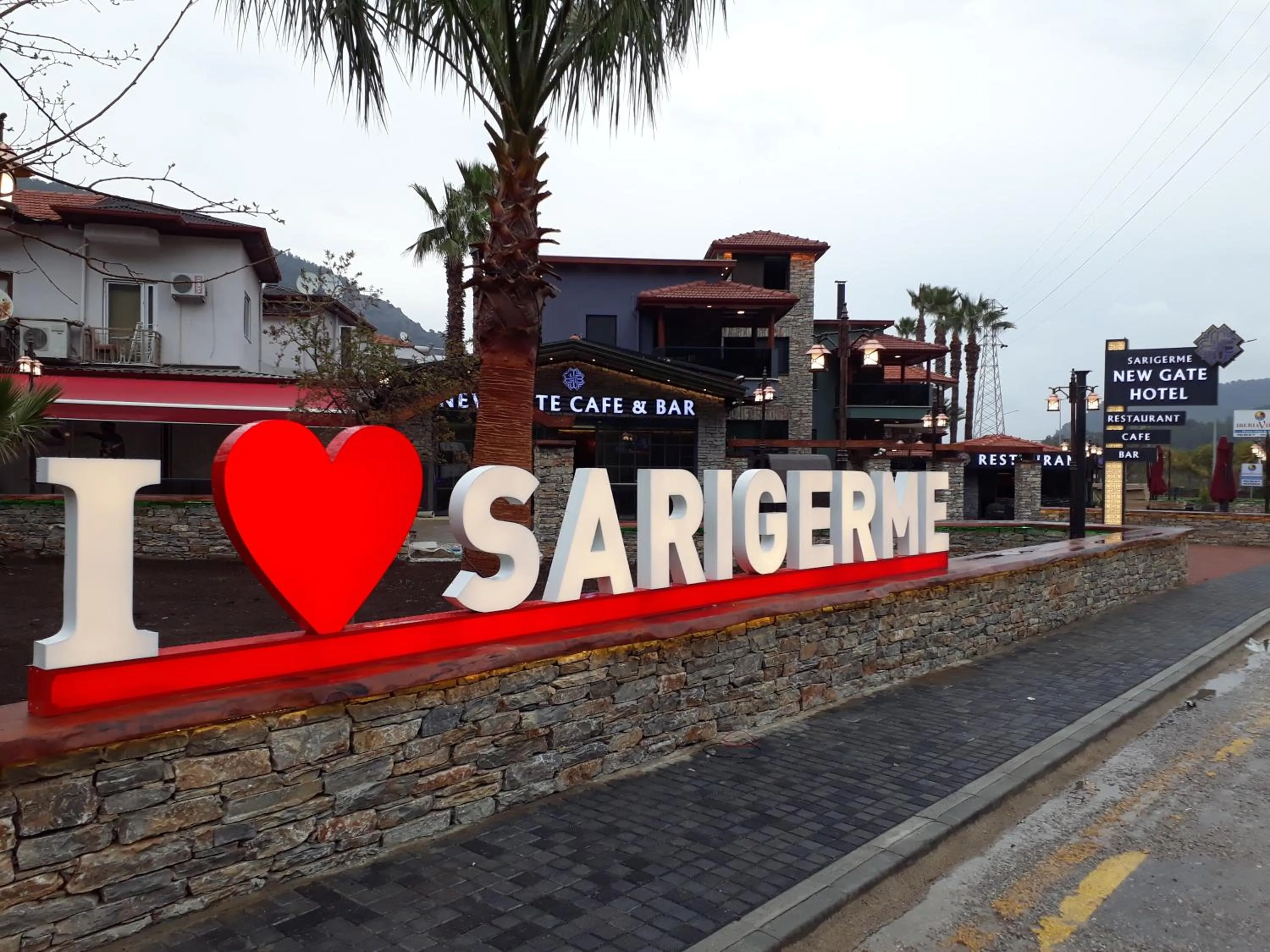 Property logo or sign in SARIGERME NEW GATE HOTEL
