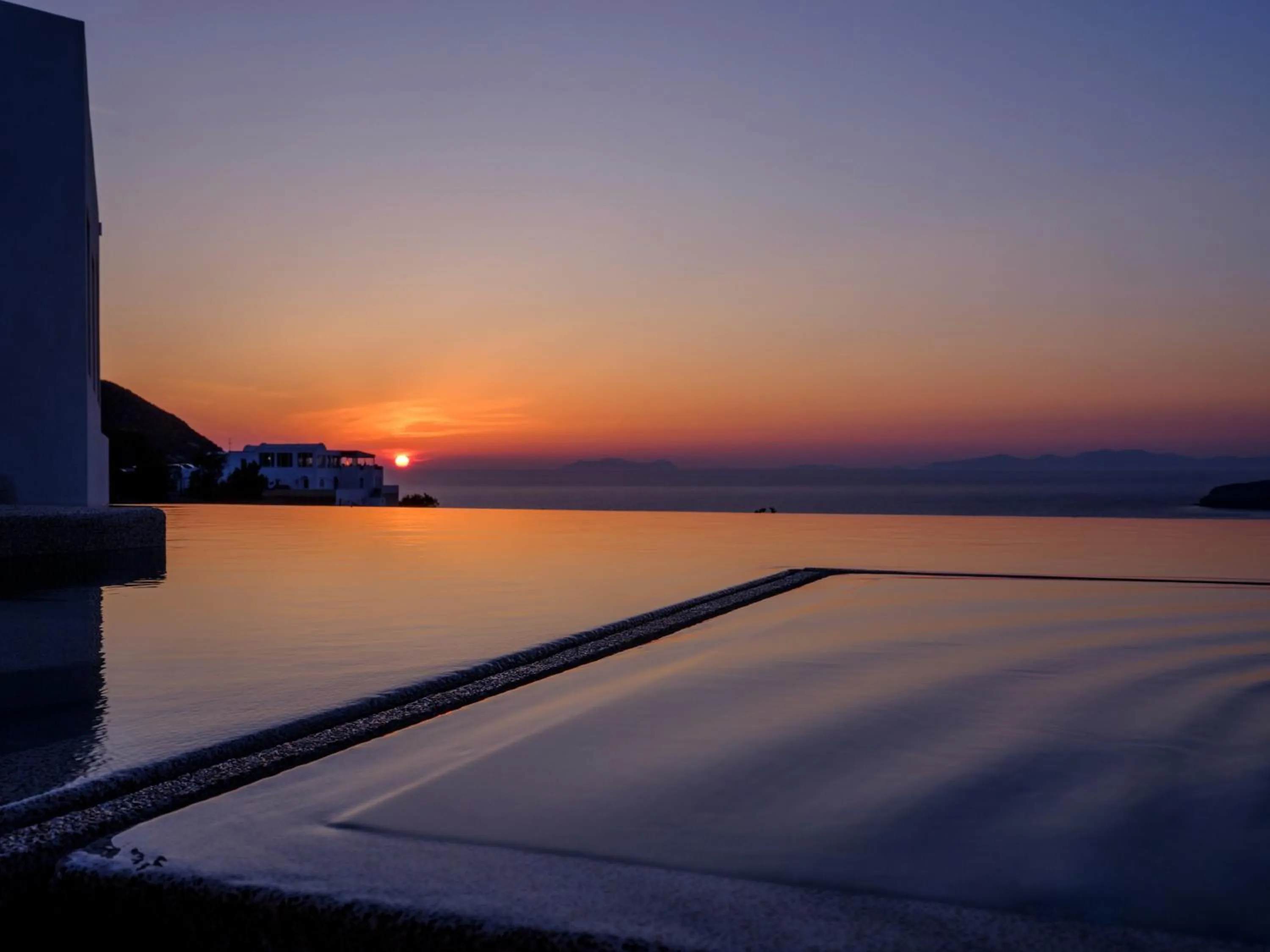 Natural landscape in Potnia Theron Suites