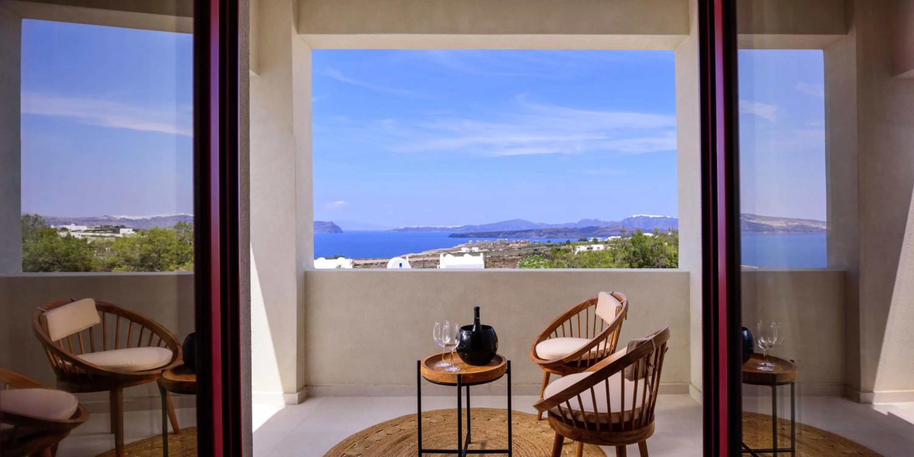 Day in Potnia Theron Suites