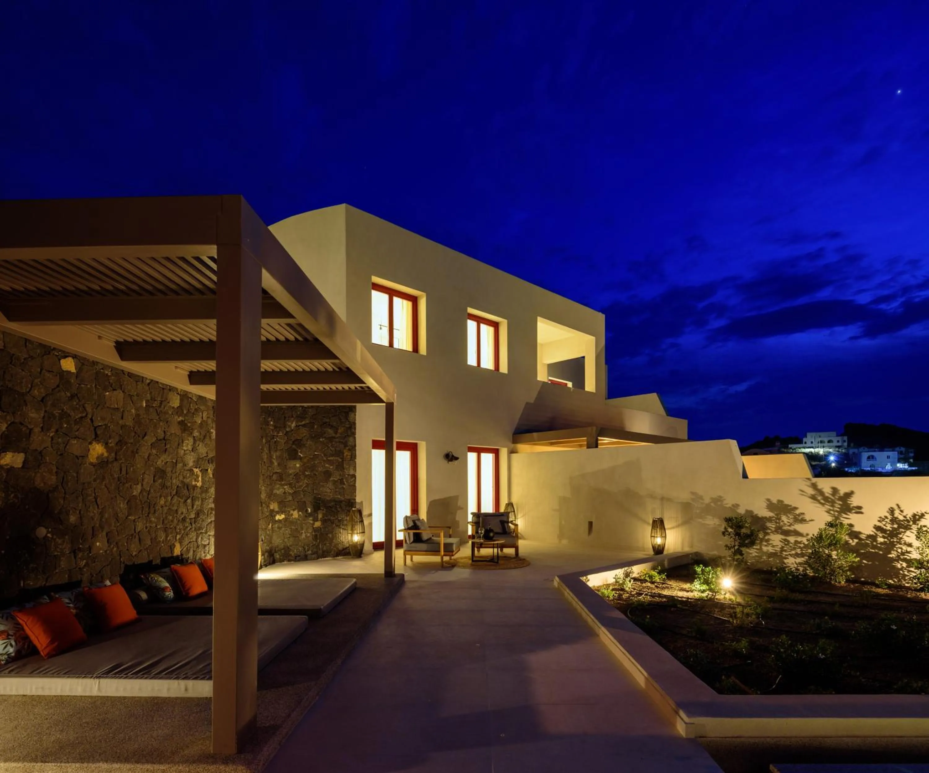 Property building in Potnia Theron Suites