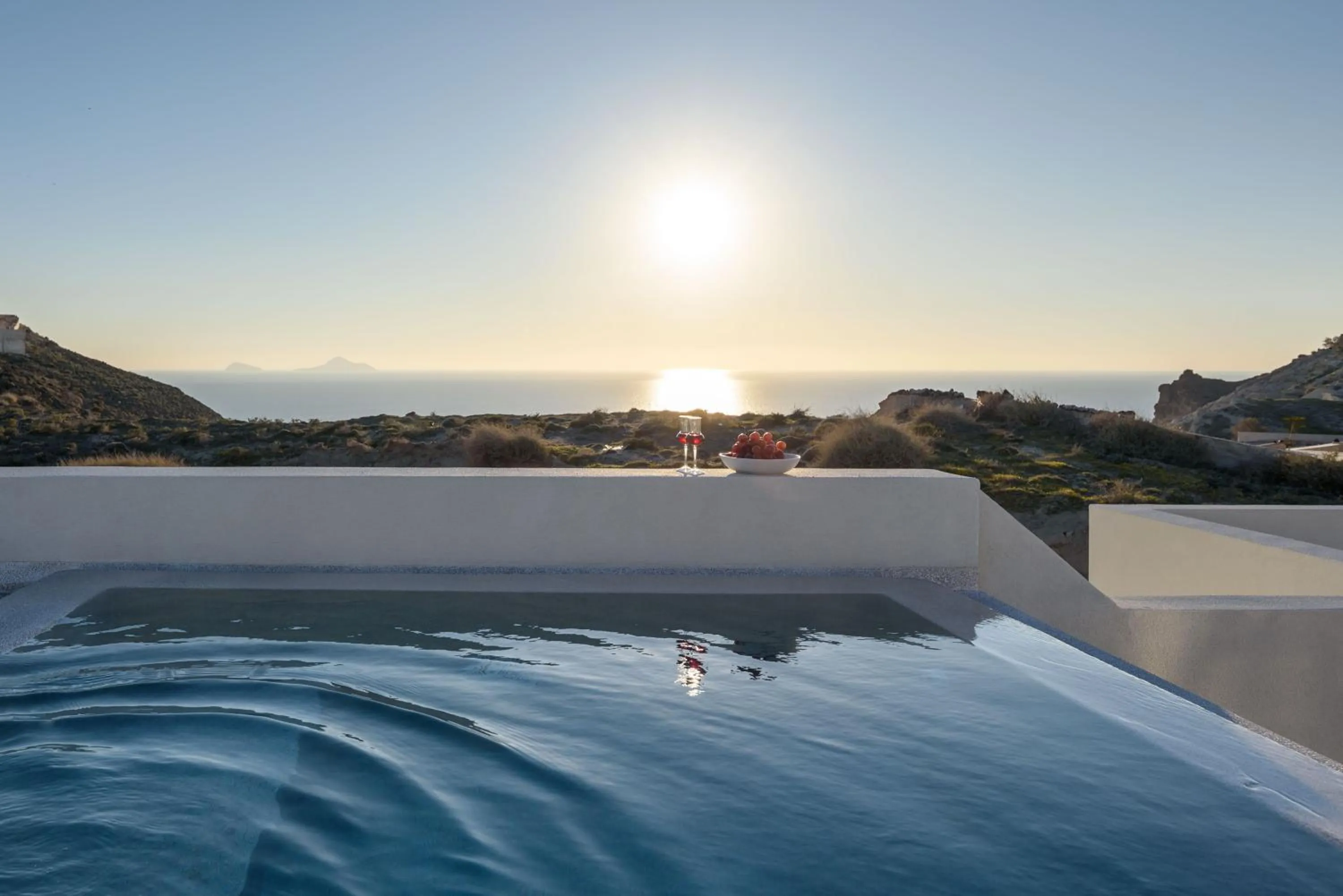 Day in Potnia Theron Suites