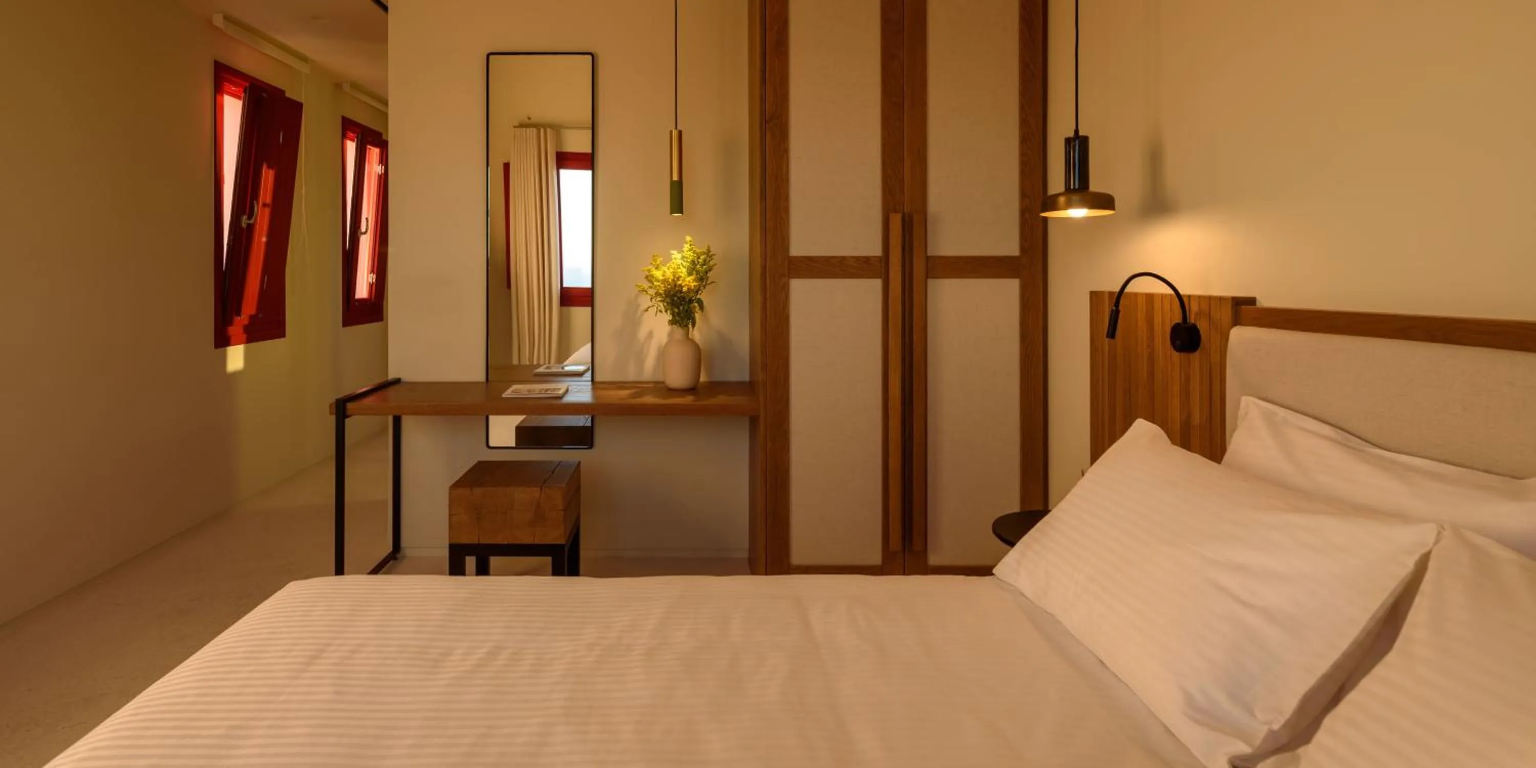 Bed in Potnia Theron Suites