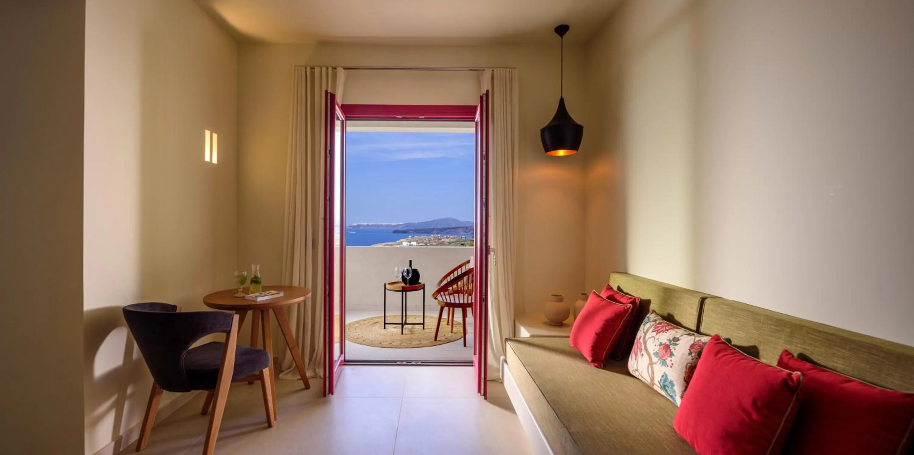 Natural landscape in Potnia Theron Suites