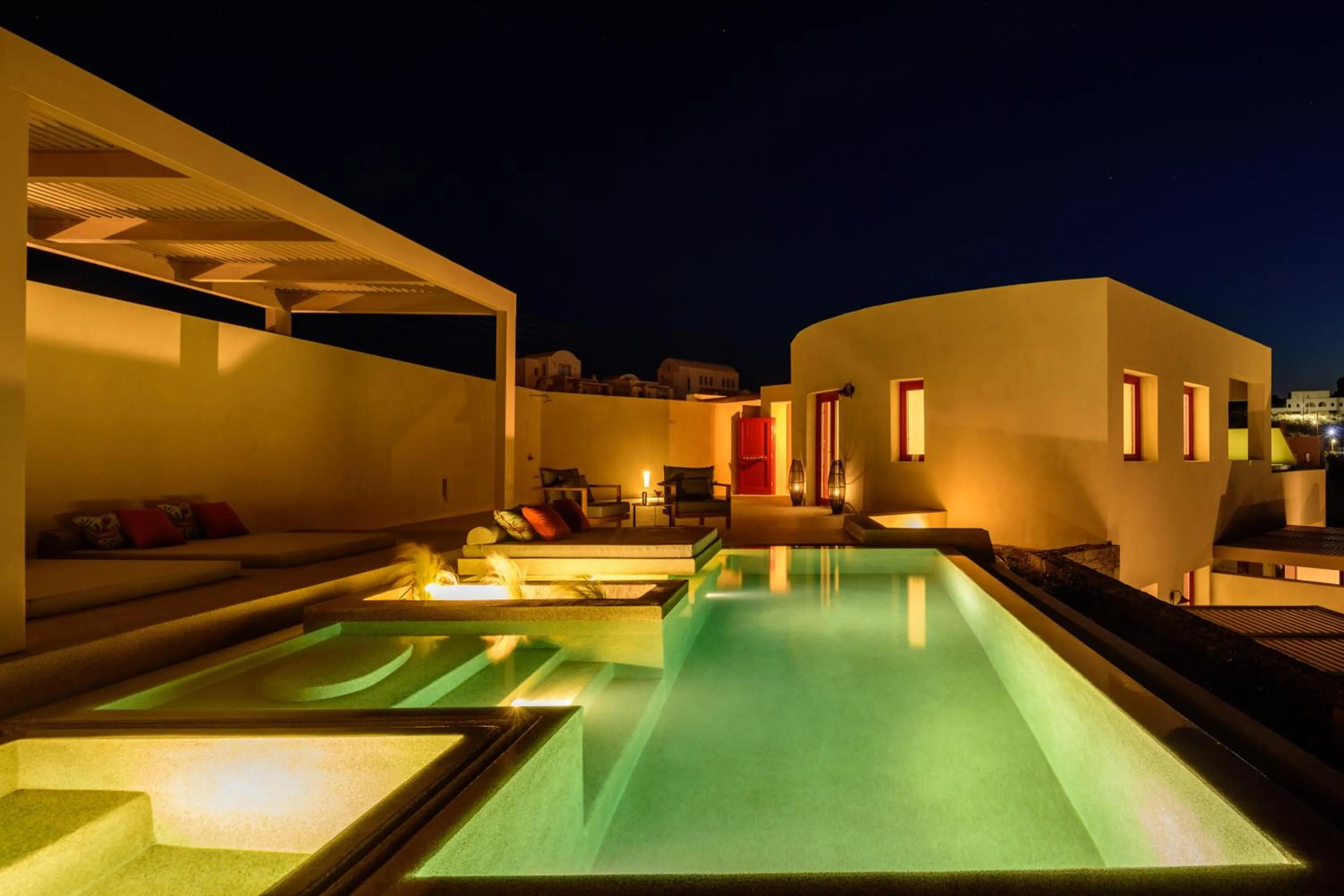 Night in Potnia Theron Suites