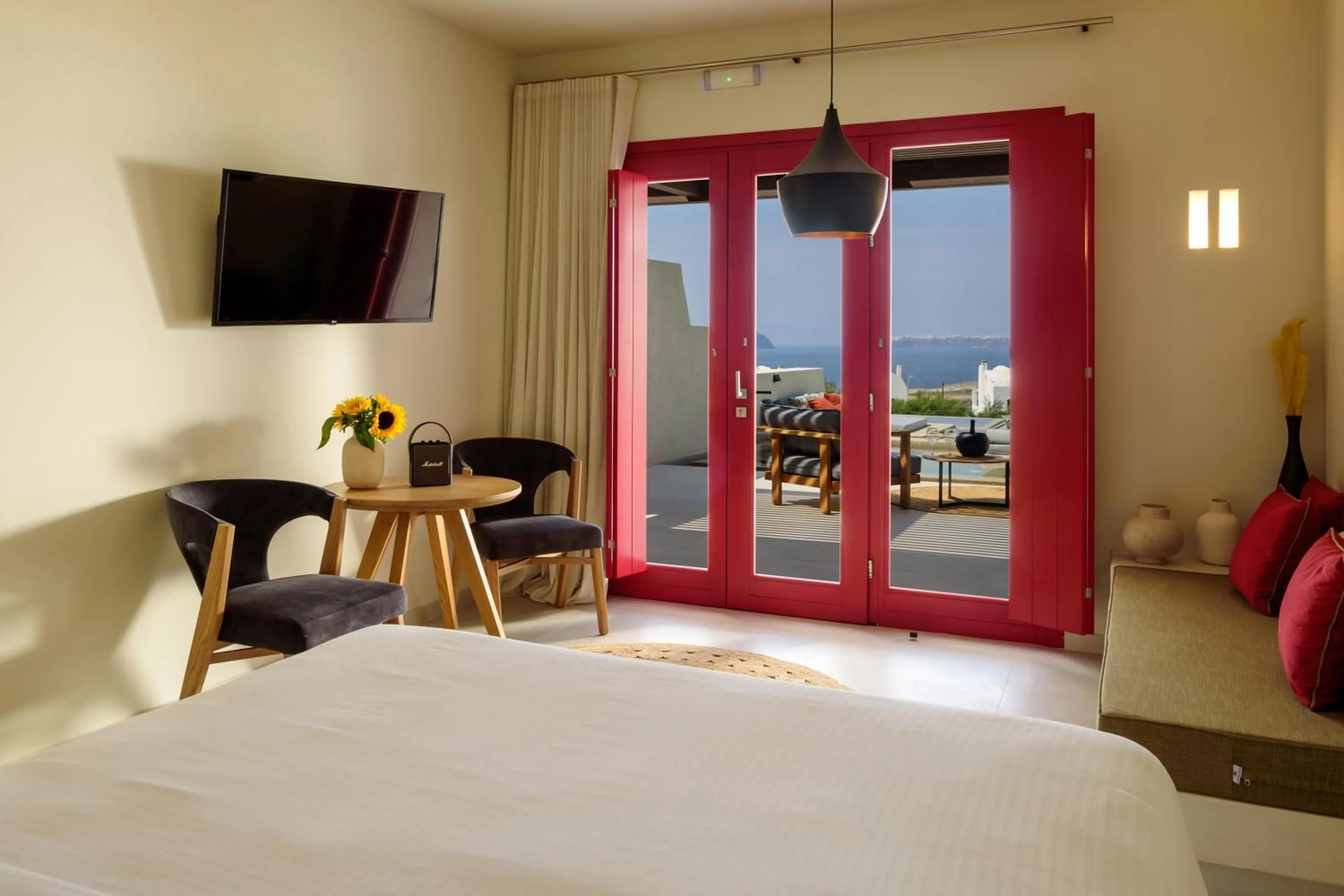 Bed in Potnia Theron Suites