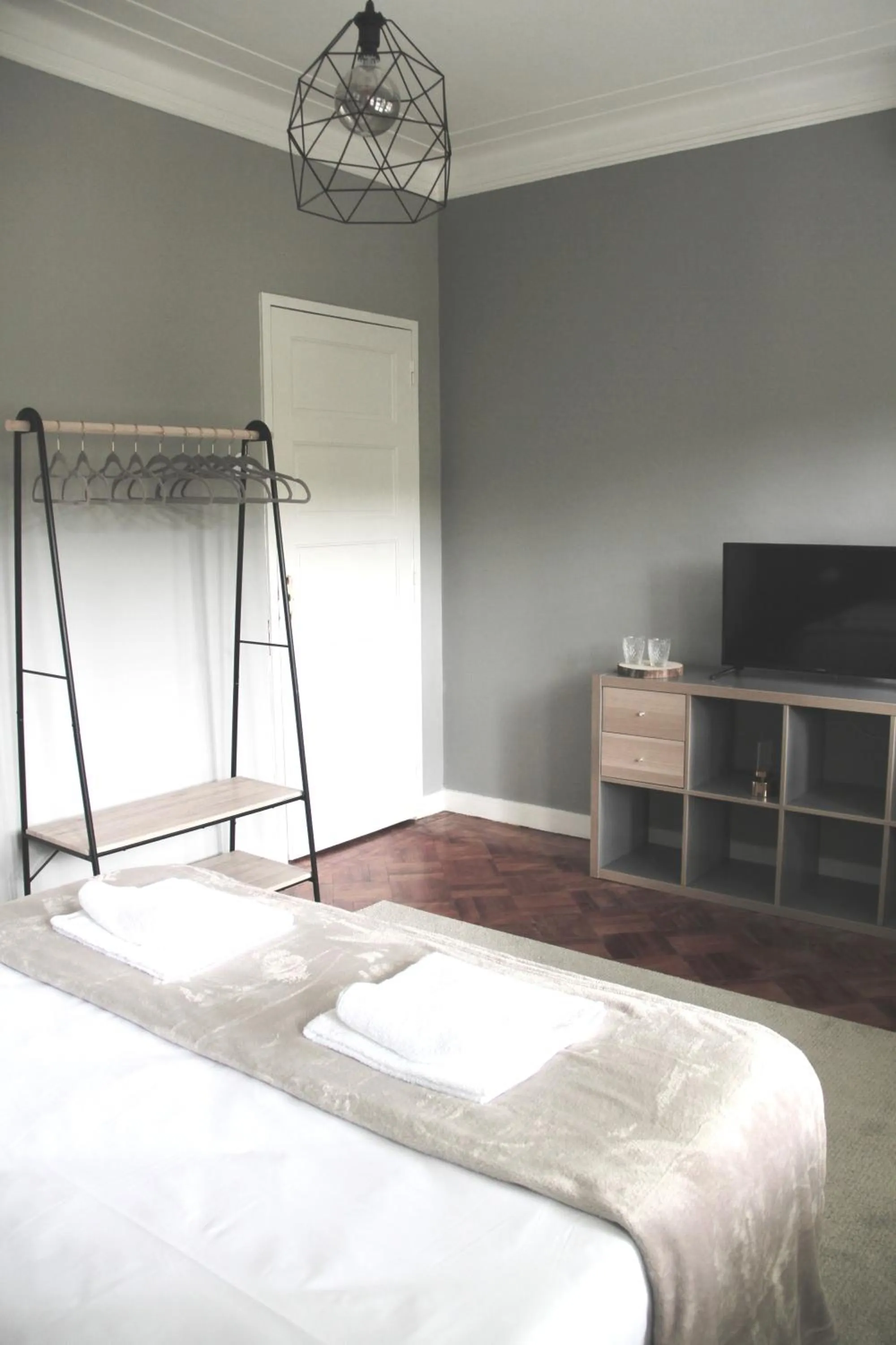 Bed in Genius Loci Guesthouse