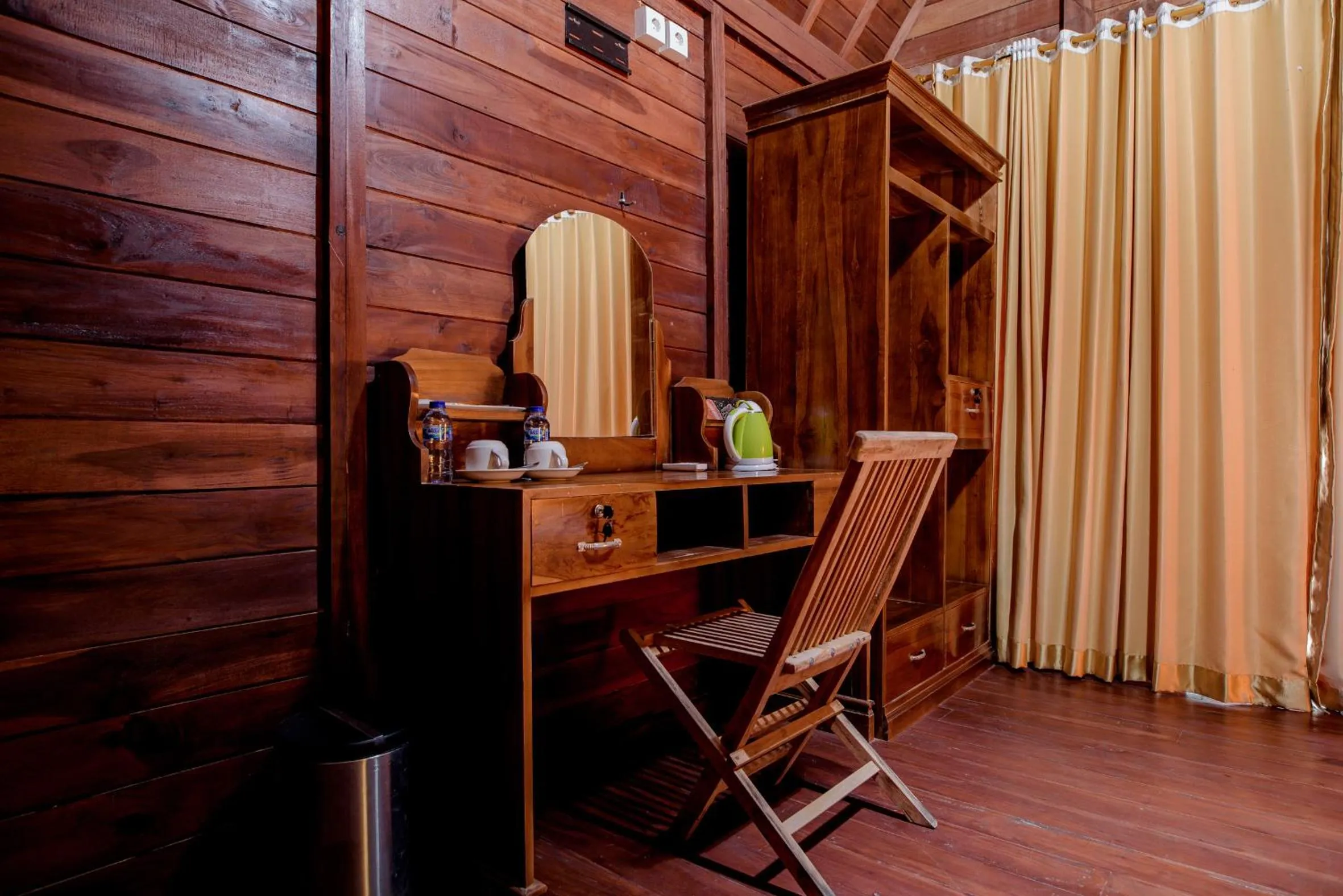 Coffee/tea facilities in The Granyam Garden Cottage