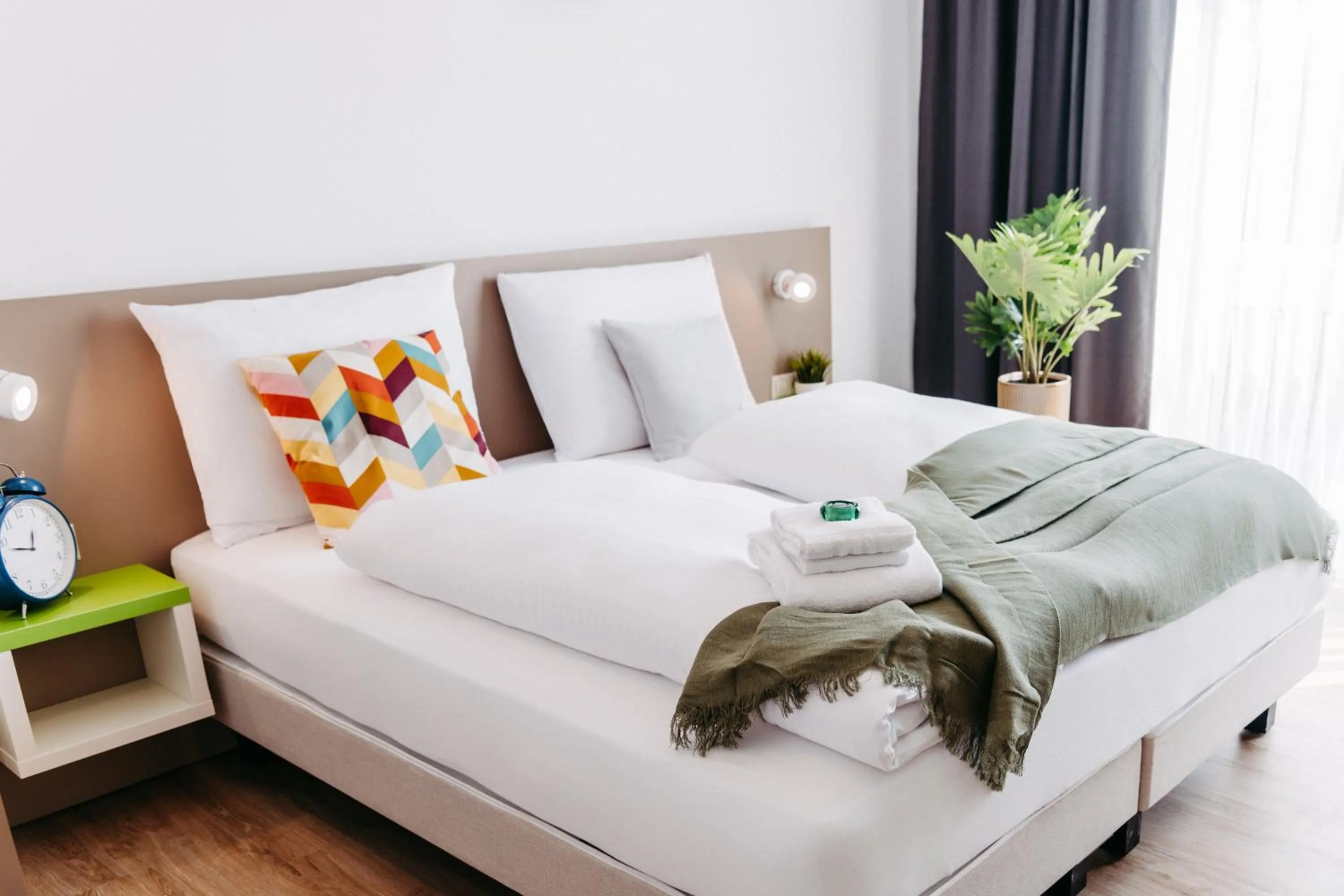 Bed in bestprice Hotel Koblenz