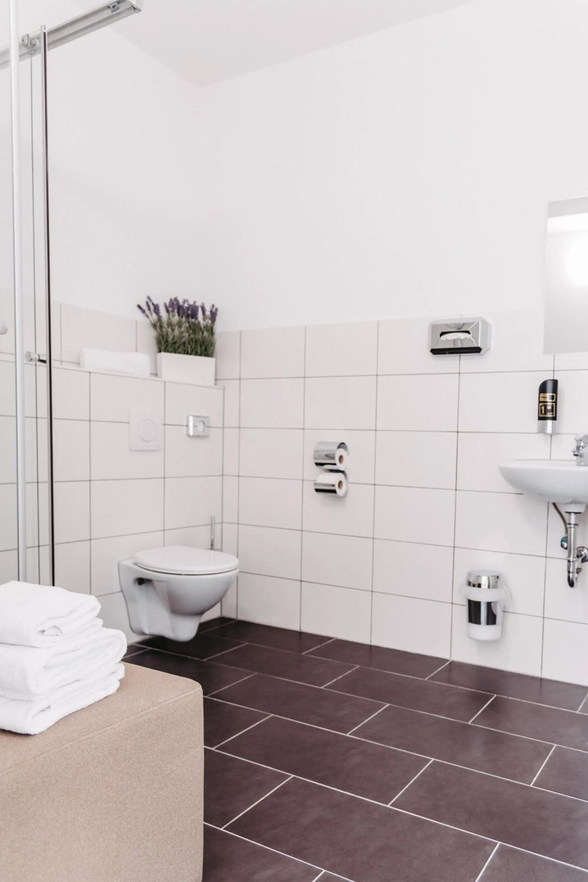 Shower in bestprice Hotel Koblenz