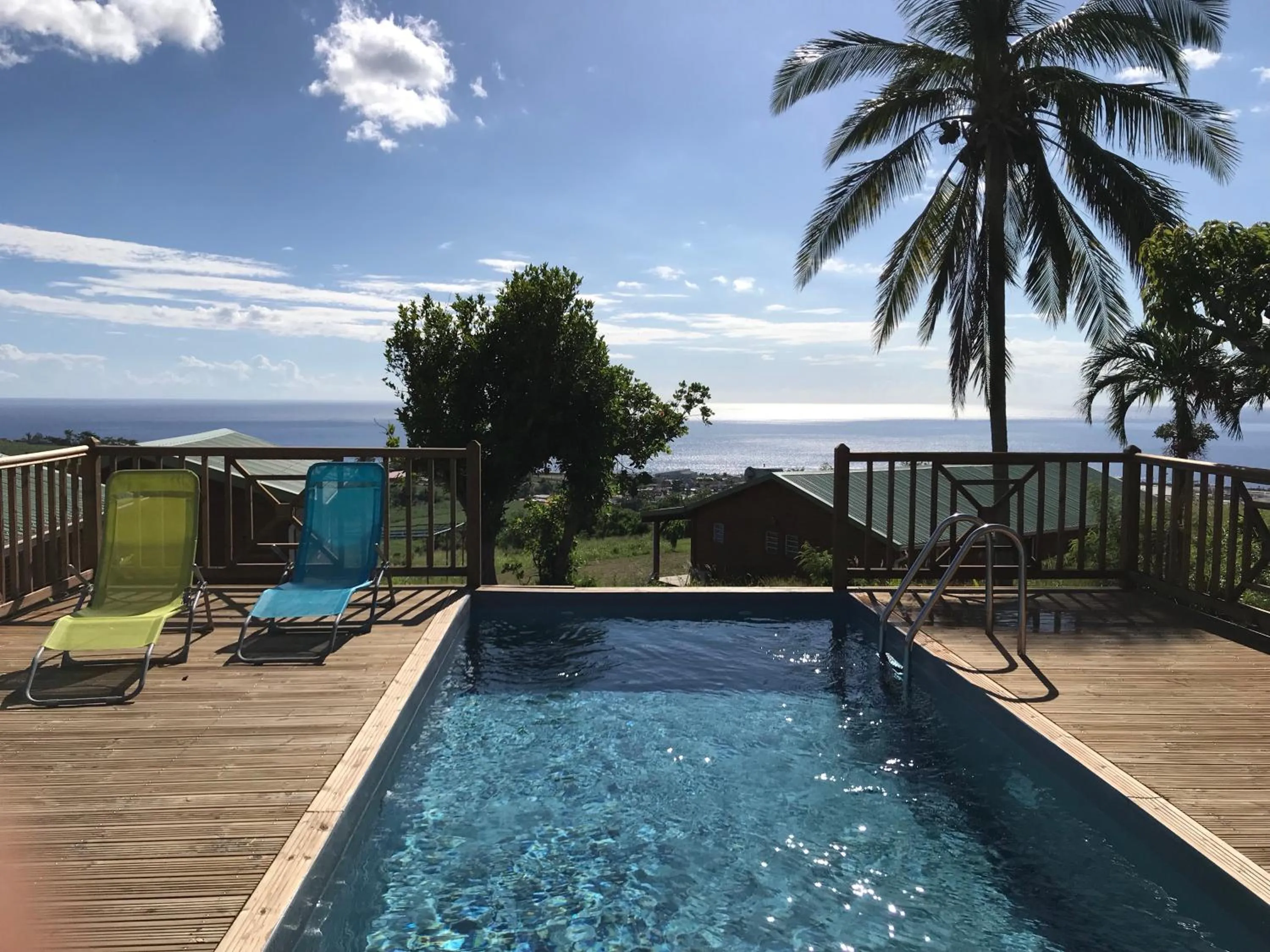Swimming pool in Résidence Paradis Tropical