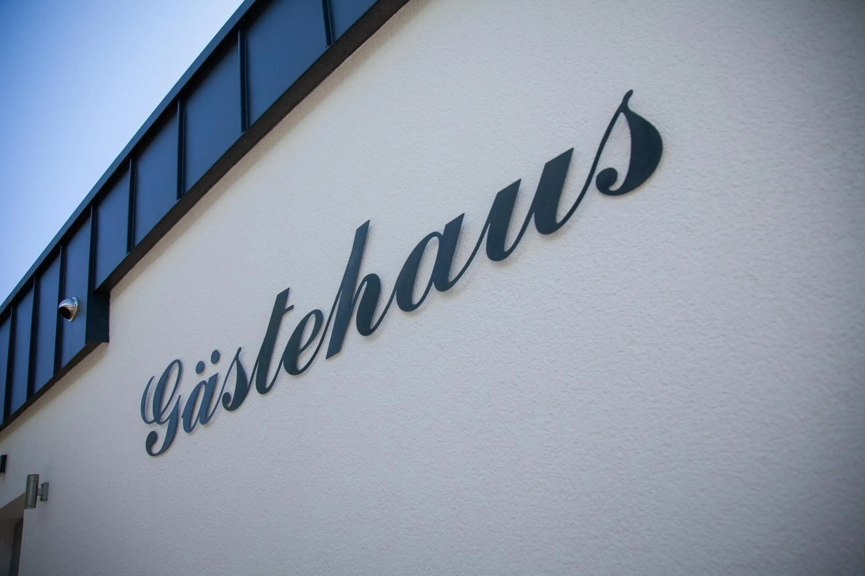 Property logo or sign in WohnRaum Gäste- & Boardinghaus