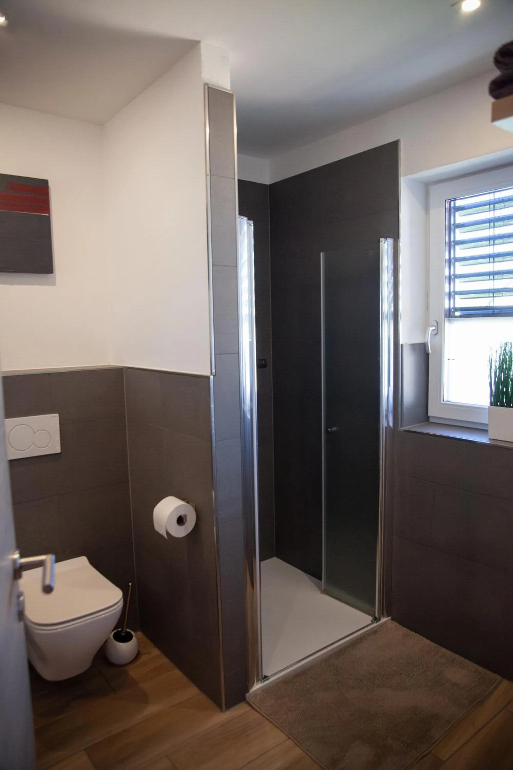 Shower in WohnRaum Gäste- & Boardinghaus