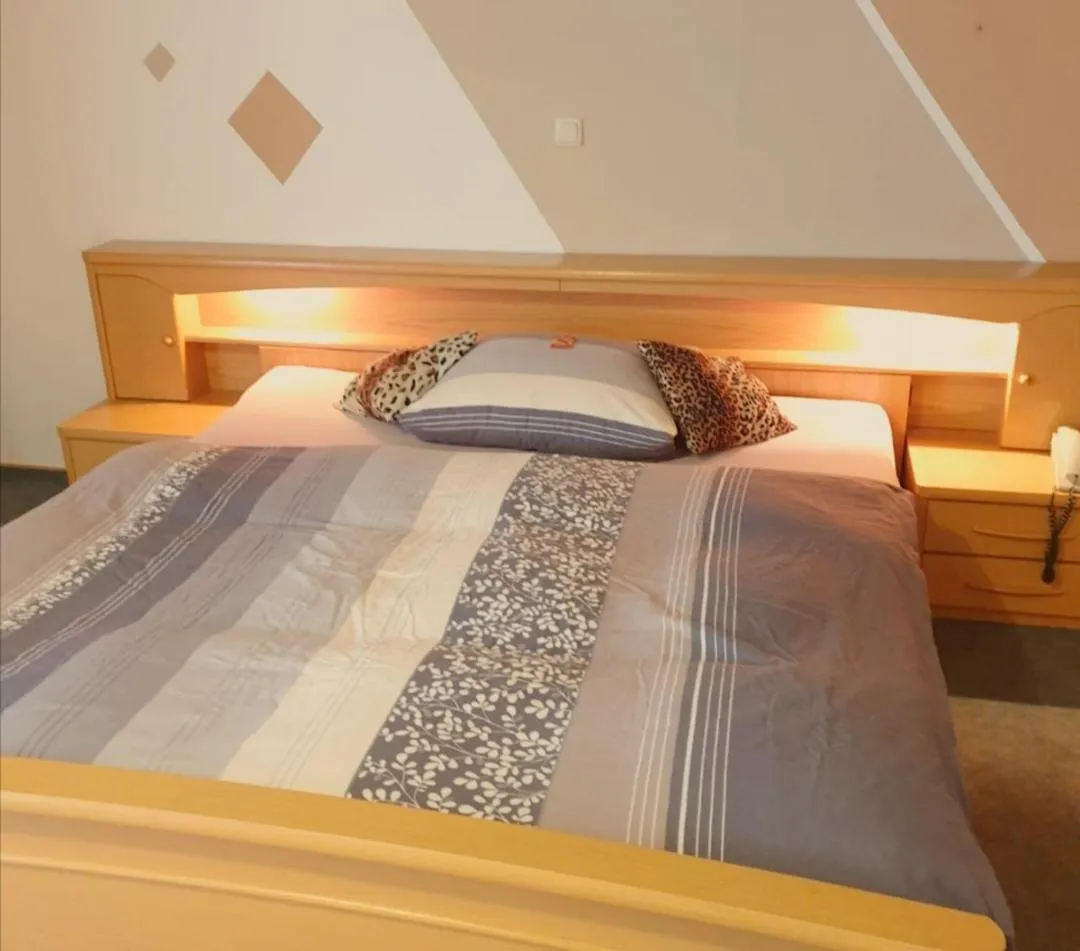 Bedroom, Bed in Landhotel Heidkrug