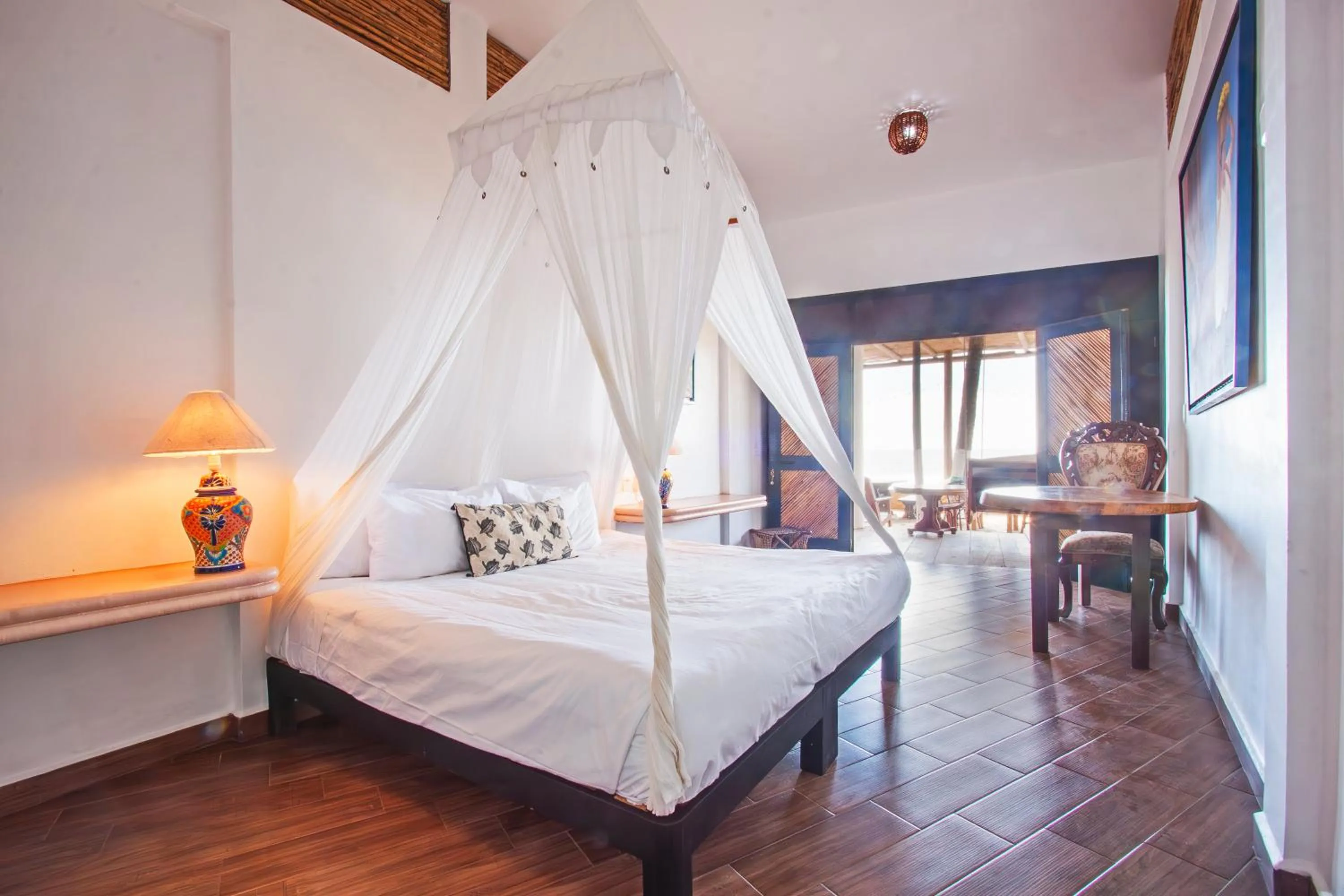 Photo of the whole room, Bed in Posada Buda-Tortuga
