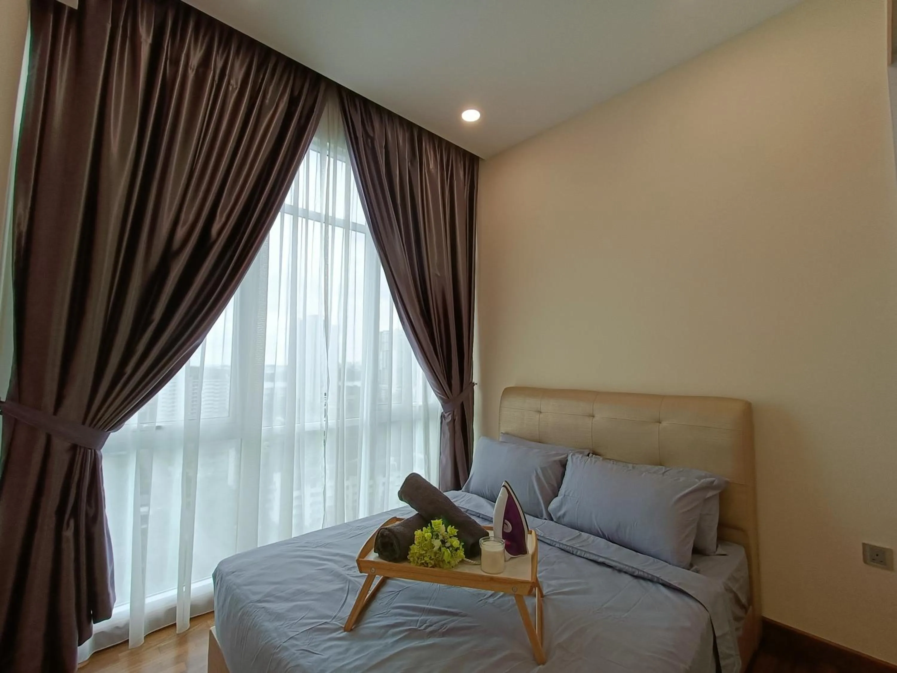 Bed in Paragon Suite Homestay by Antlerzone