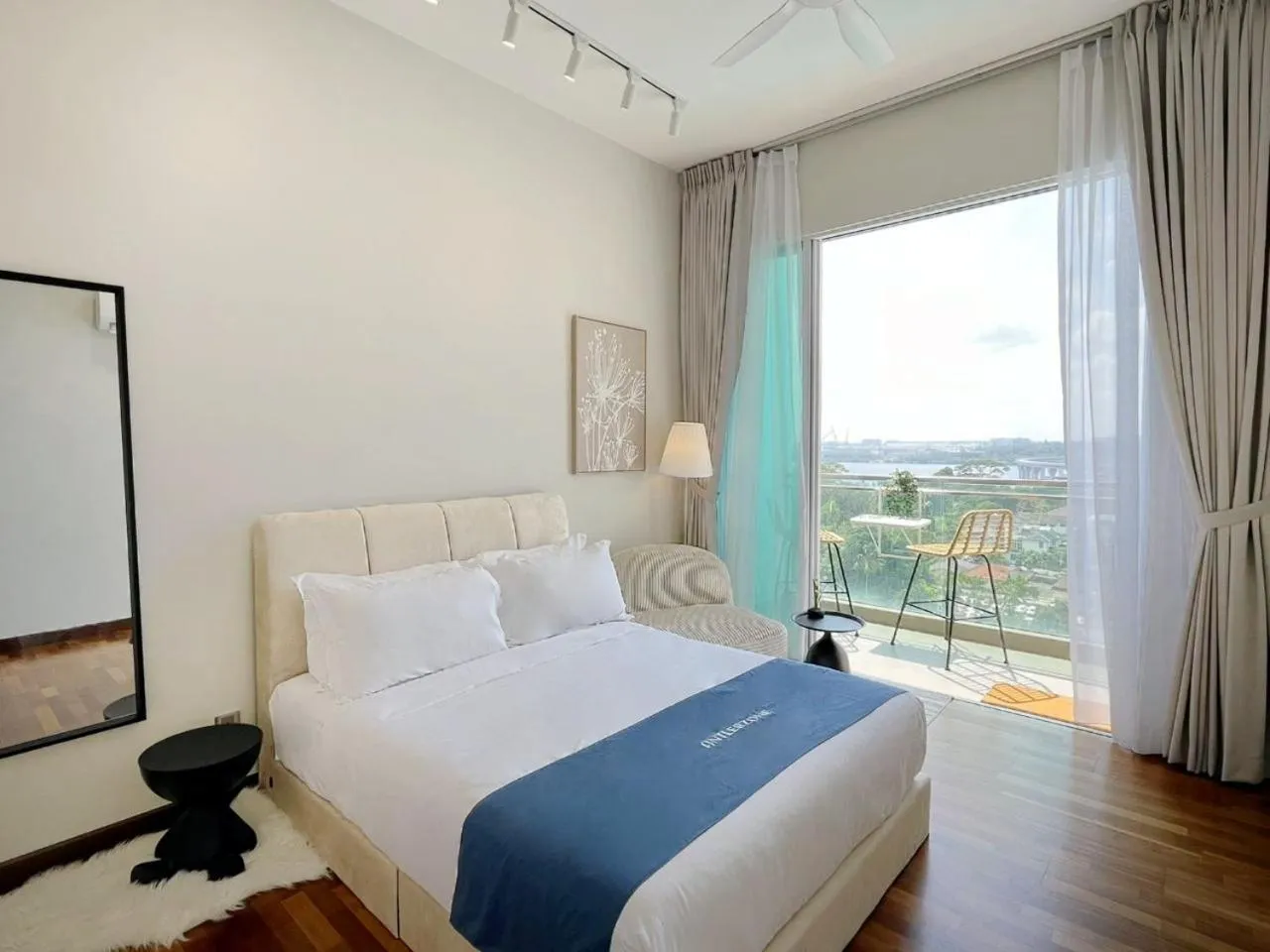 Bedroom, Bed in Paragon Suite Homestay by Antlerzone