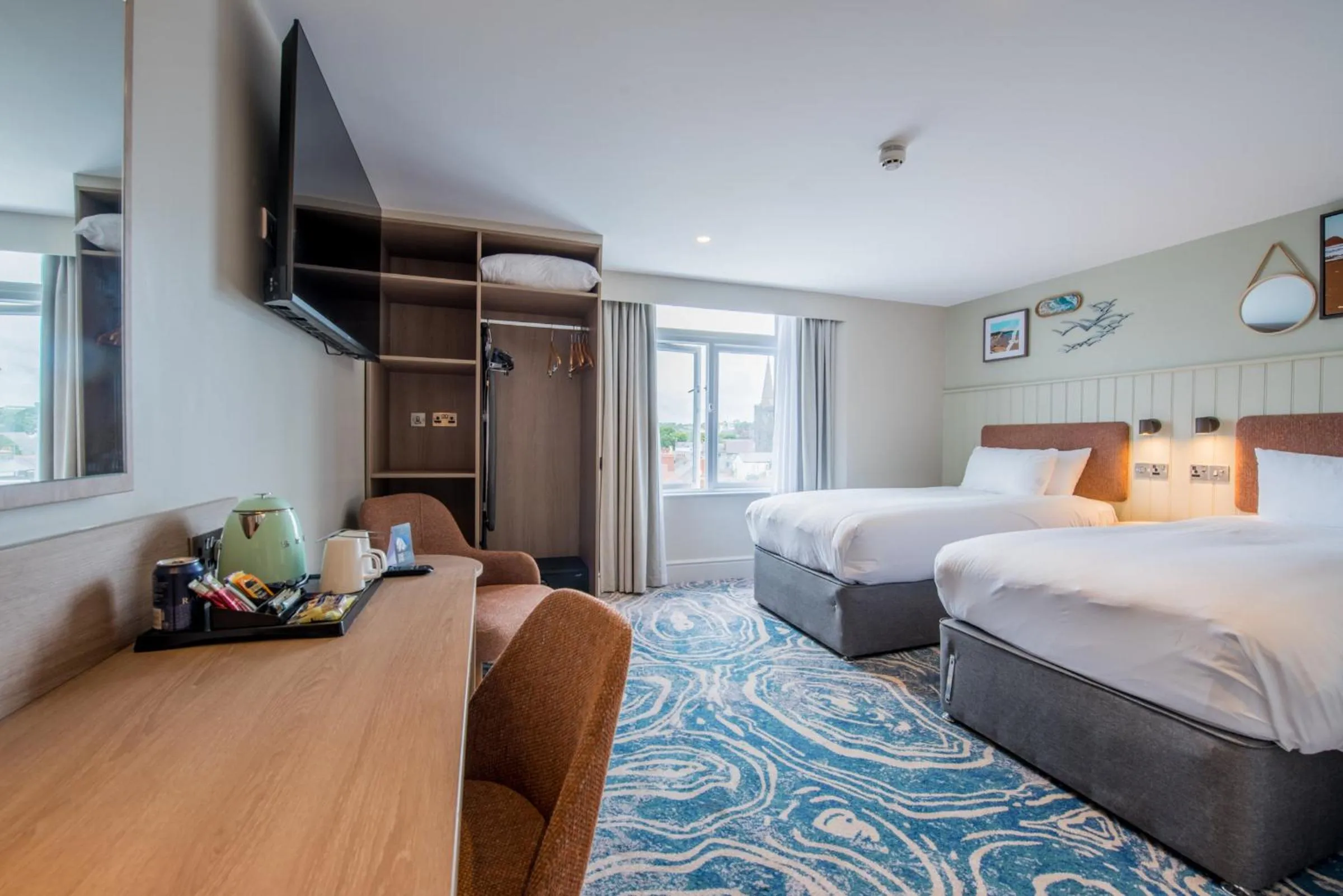 Bedroom, Bed in Imperial Hotel Tenby