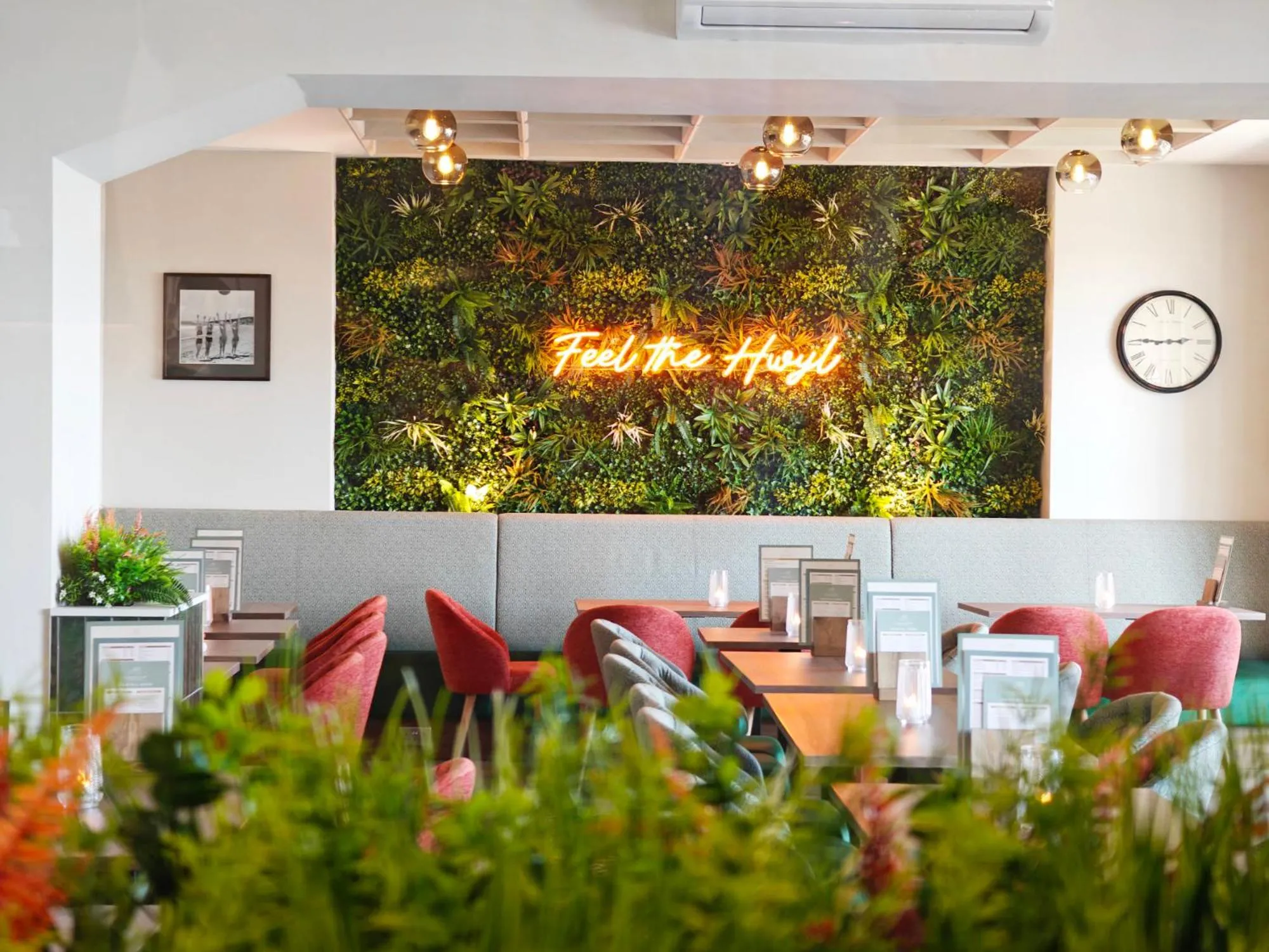 Restaurant/places to eat in Imperial Hotel Tenby