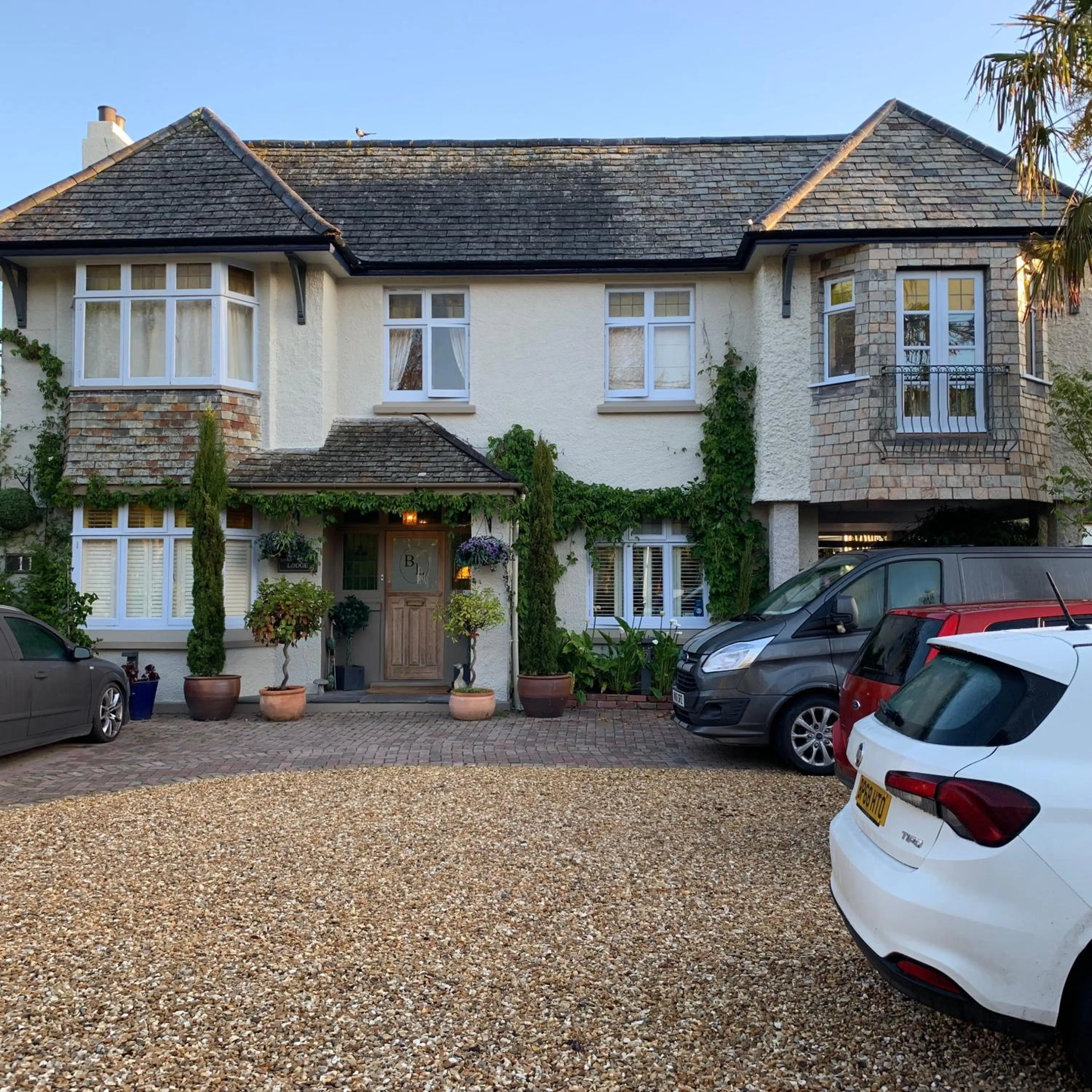 Property building in Bradleigh Lodge