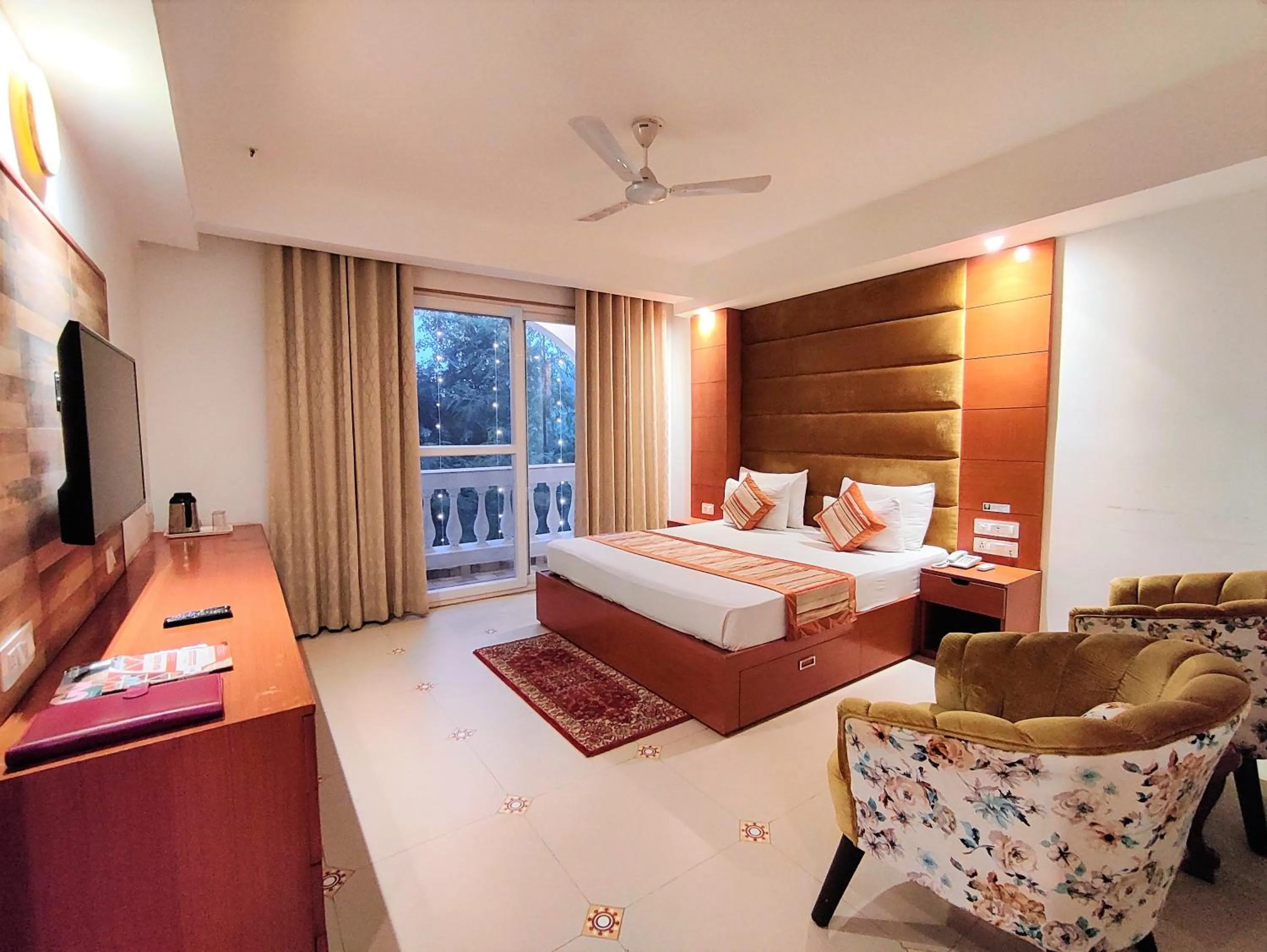 Photo of the whole room, Bed in The Angel Hotel & Suites near Medanta