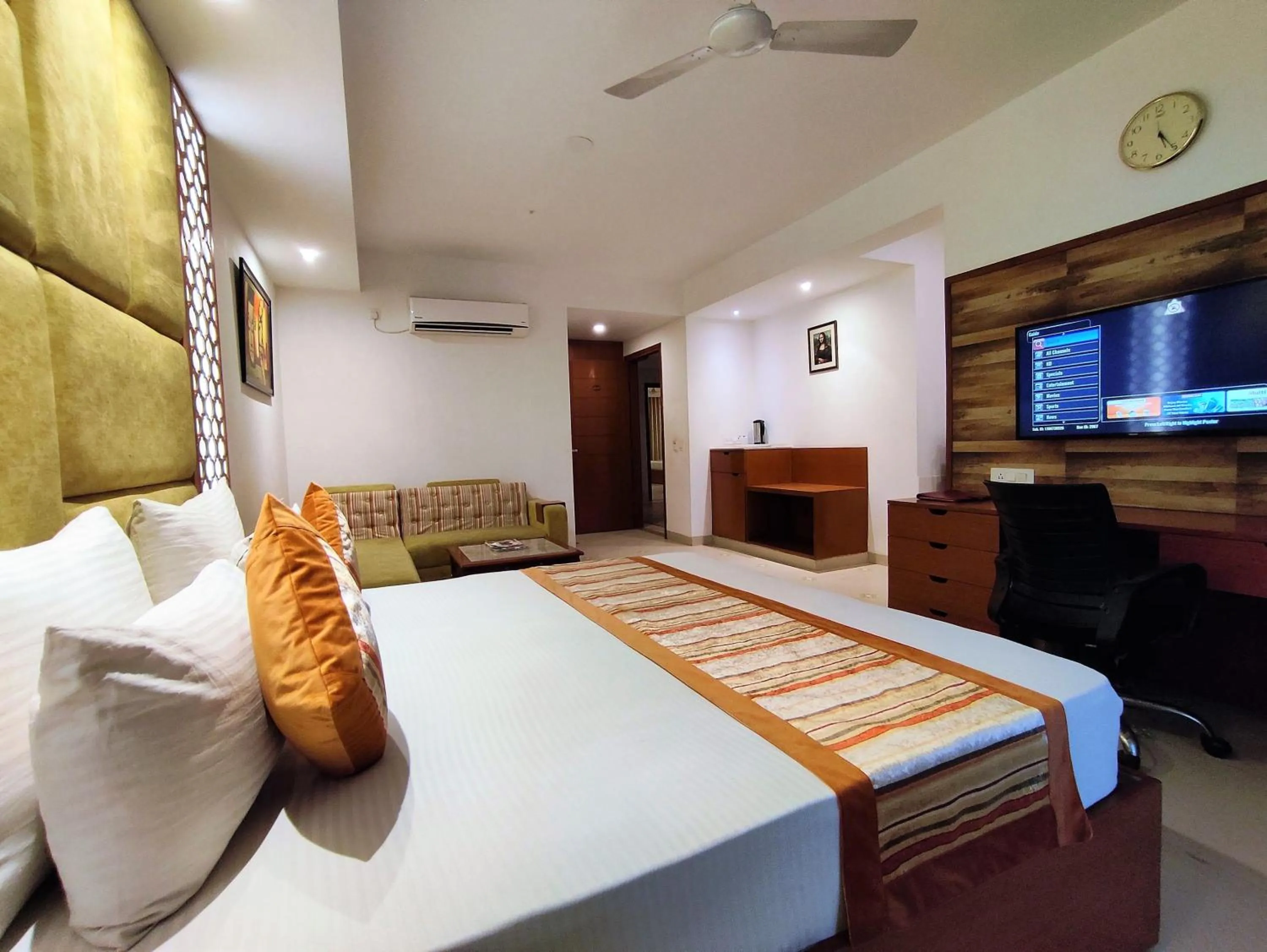 Photo of the whole room, Bed in The Angel Hotel & Suites near Medanta