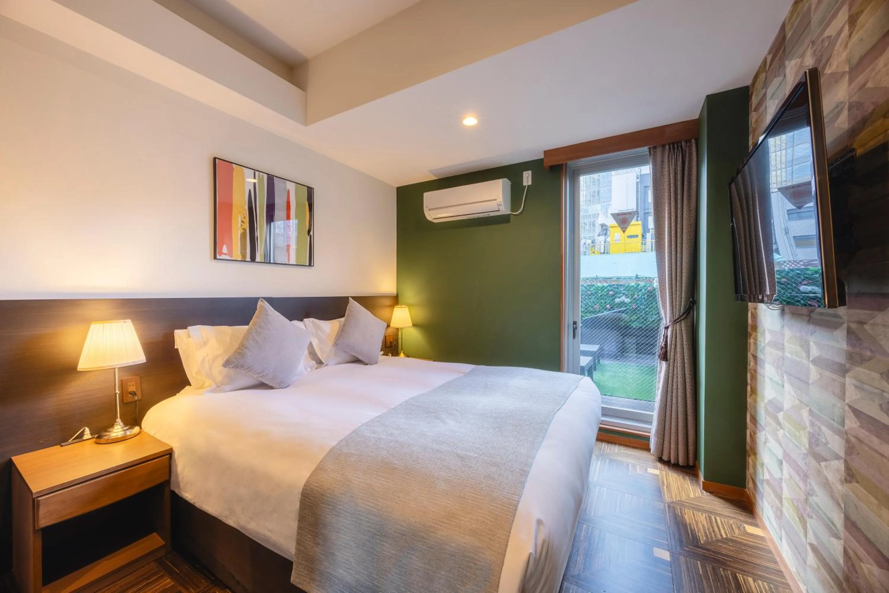 Bed in Centurion Hotel Residential Akasaka Station