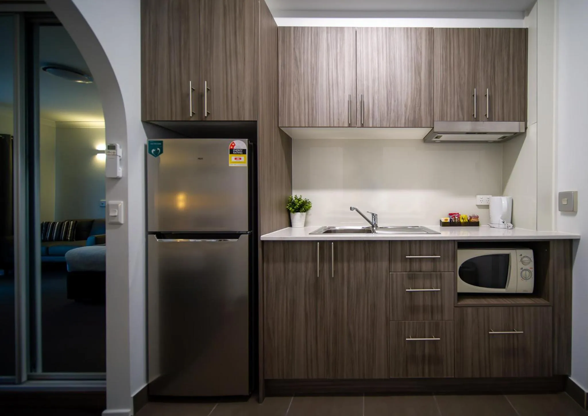 Kitchen or kitchenette in Hamilton's Queanbeyan Motel