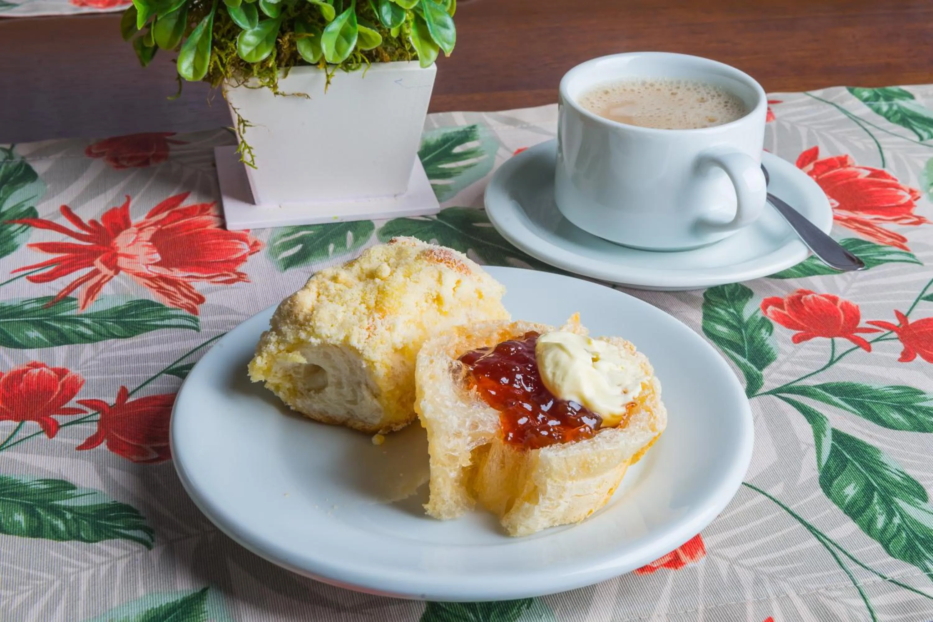 Breakfast in Hotel Itajara