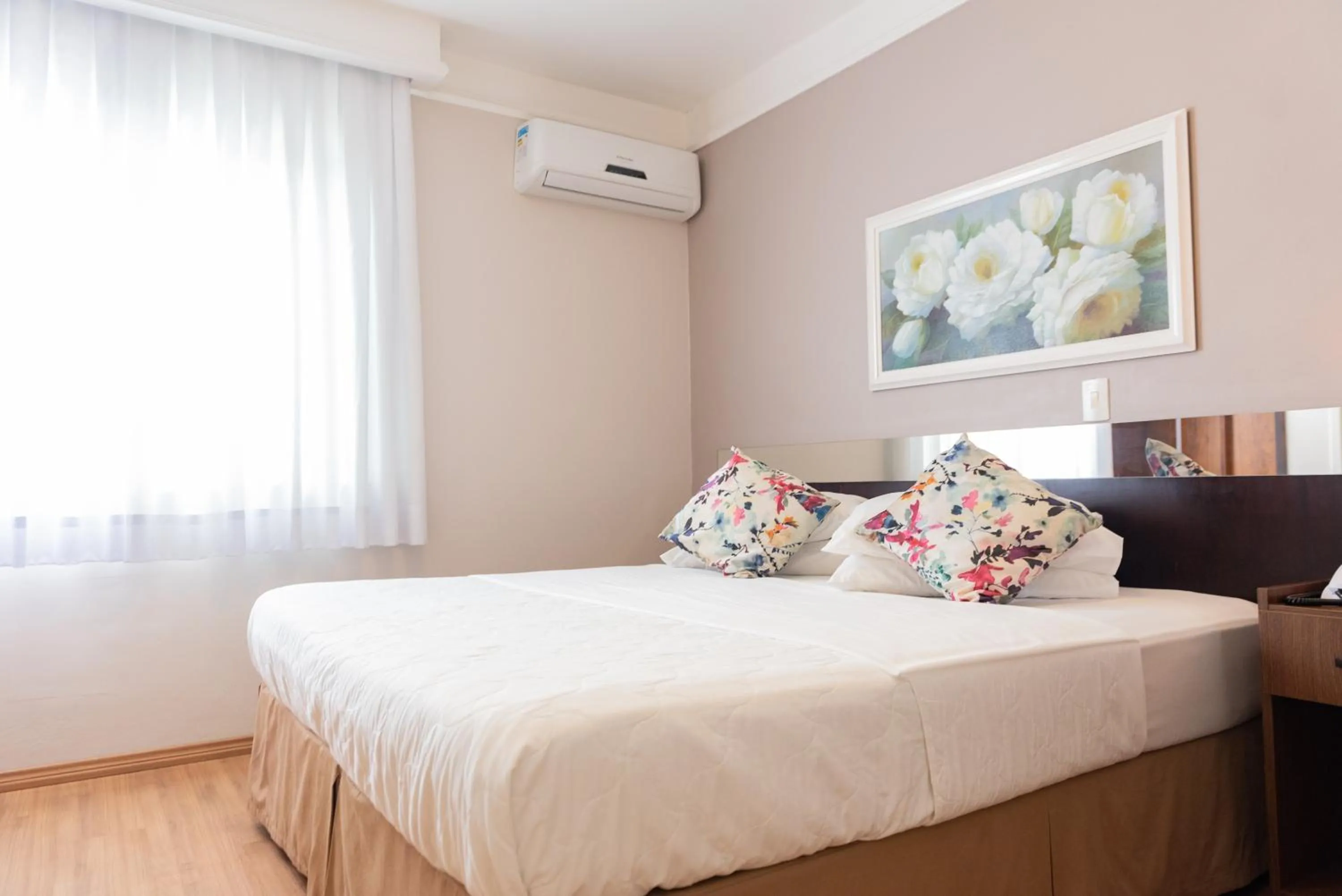 Bed in Hotel Itajara