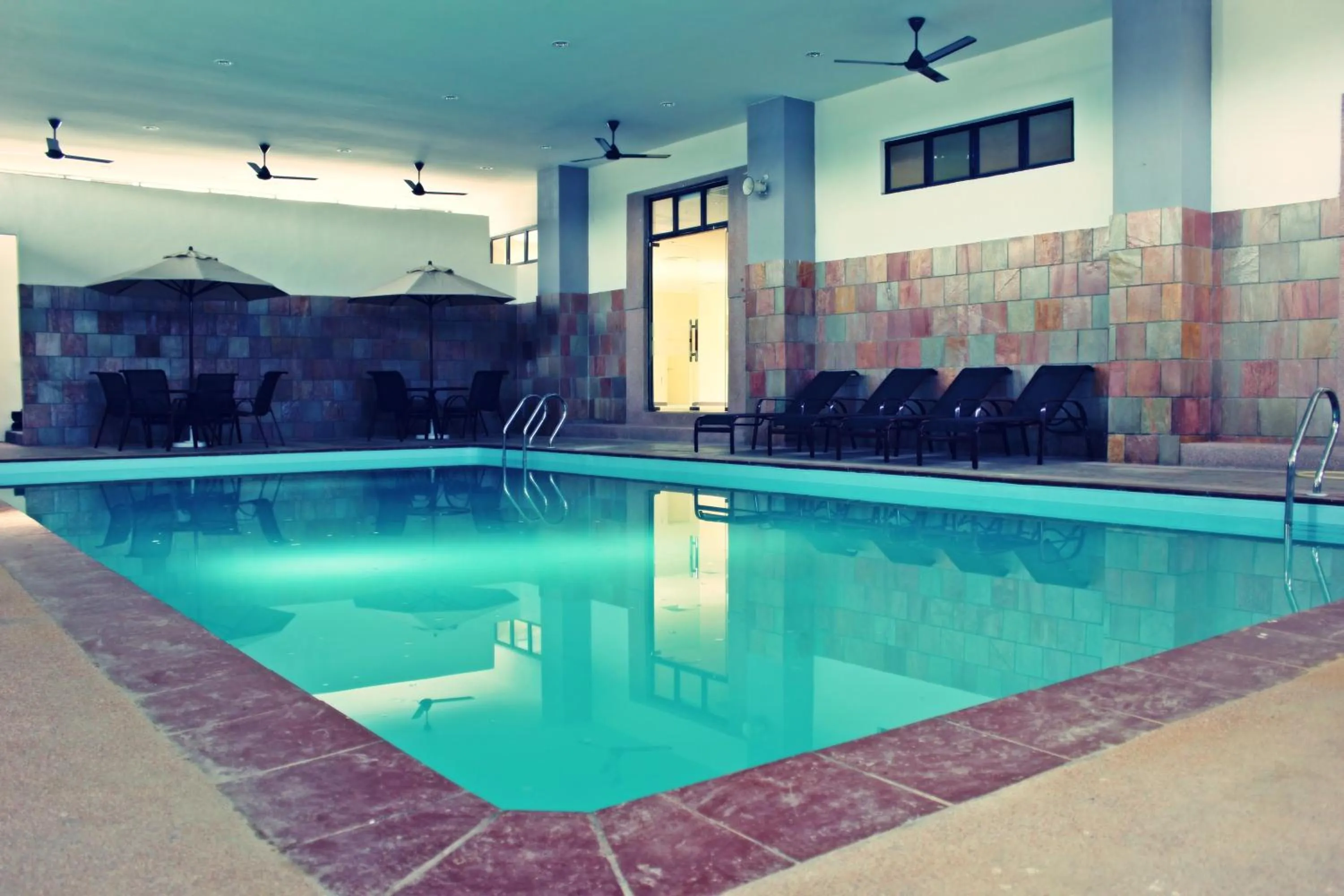 Swimming pool in Raia Hotel & Convention Centre Terengganu