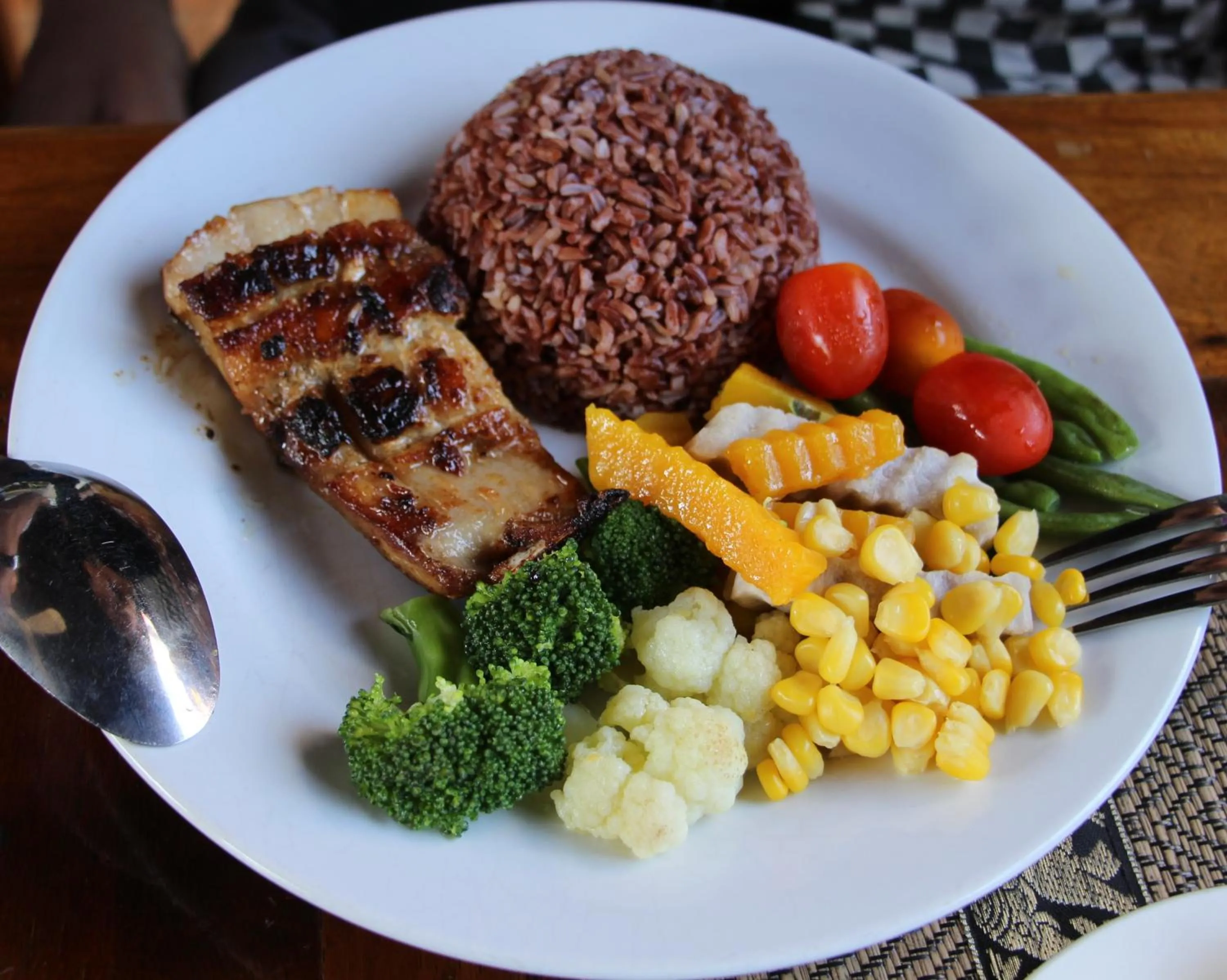 Food in The Coconut House Hotel