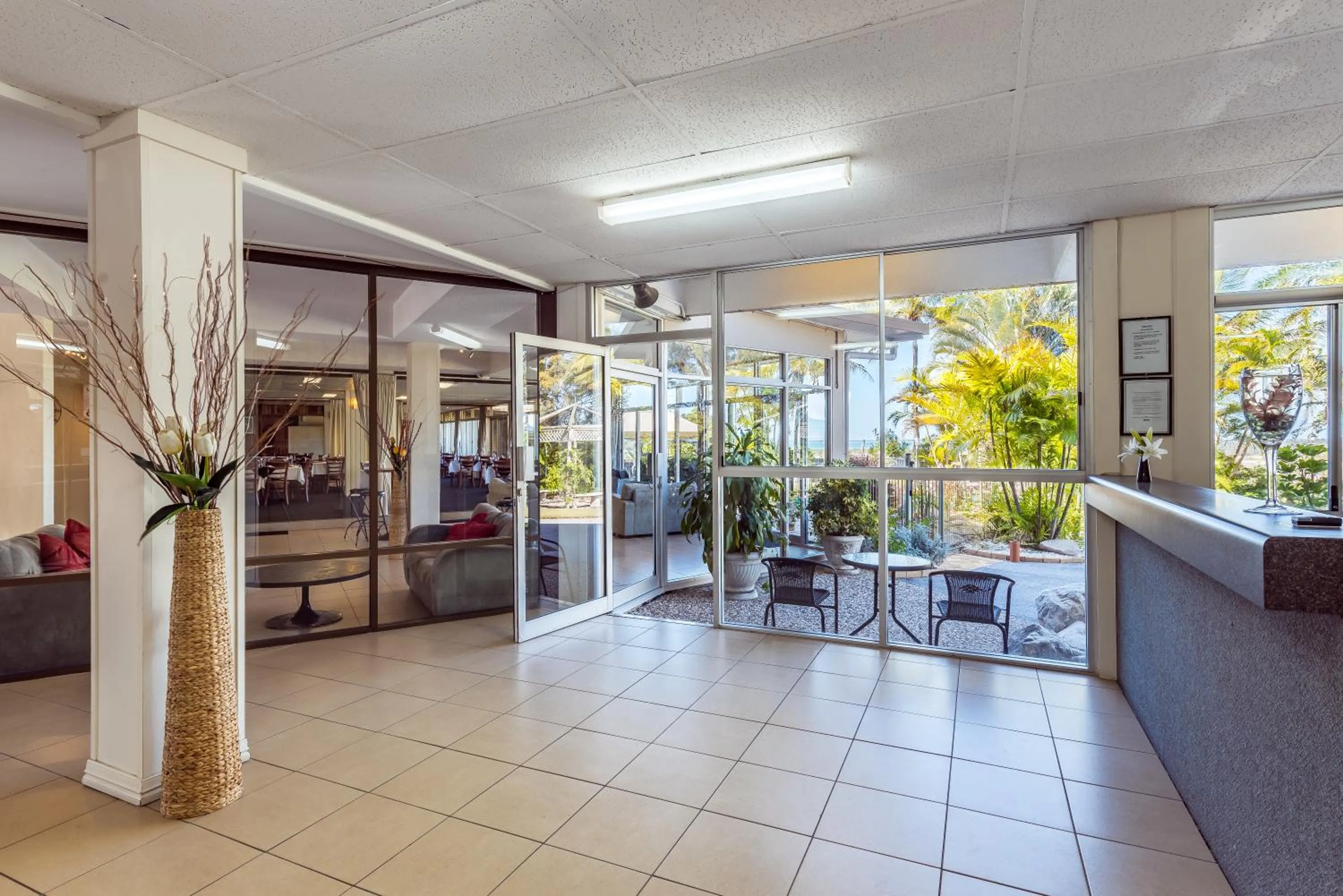 Facade/entrance in Camelot Motel Australia