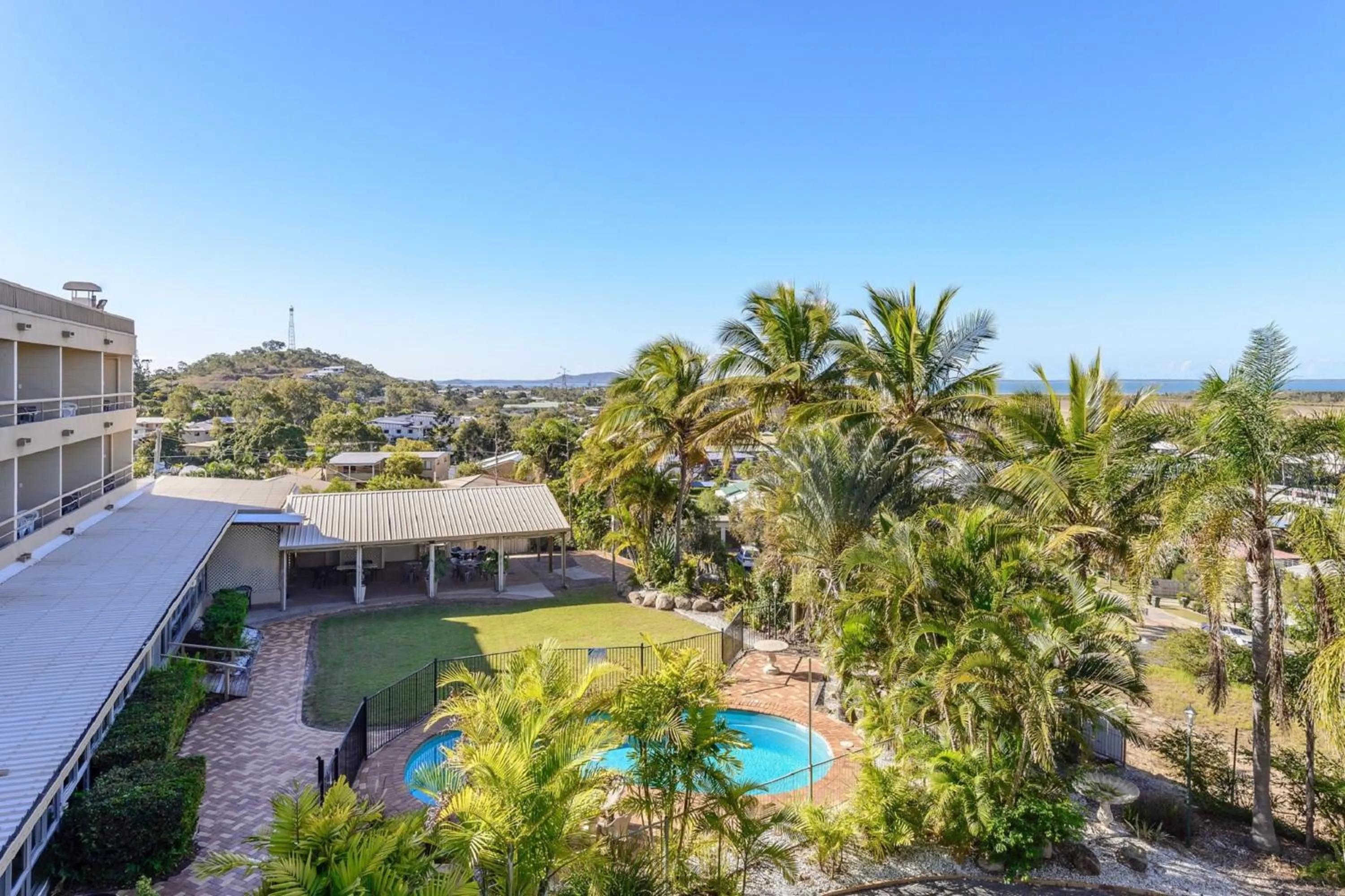 Pool view in Camelot Motel Australia