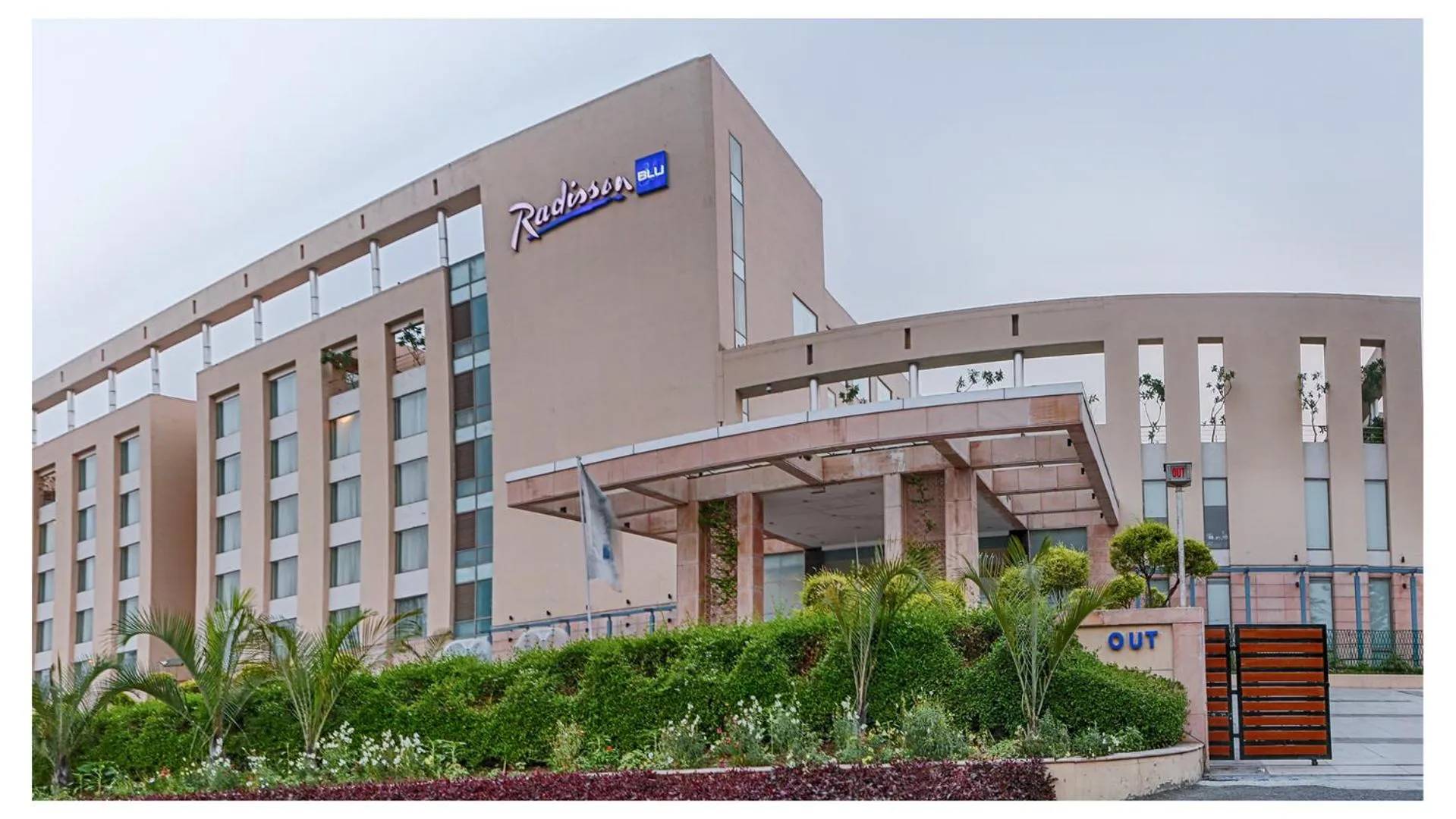 Facade/entrance in Radisson Blu Hotel Rudrapur
