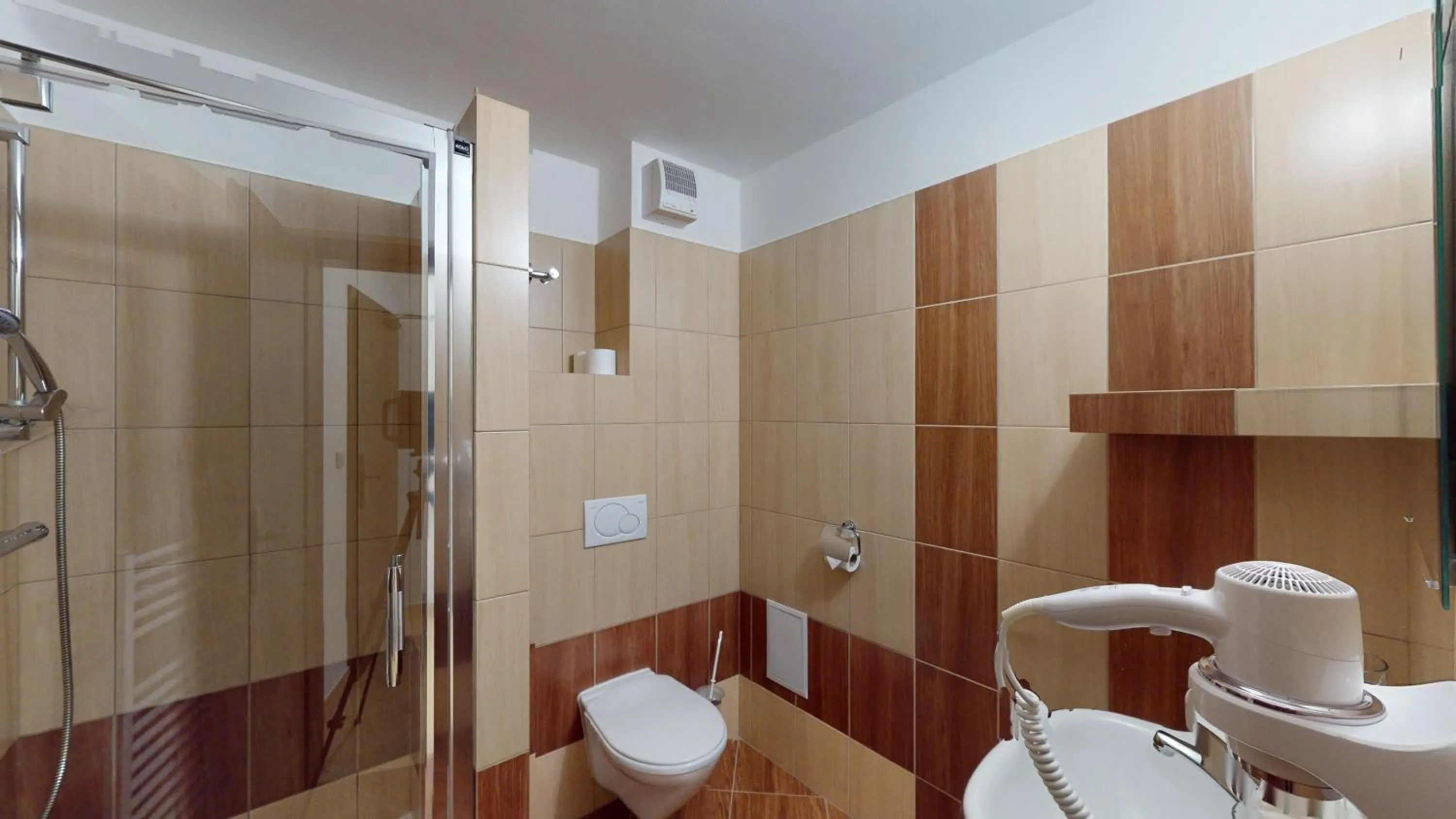 Shower in Garni Hotel Fatra